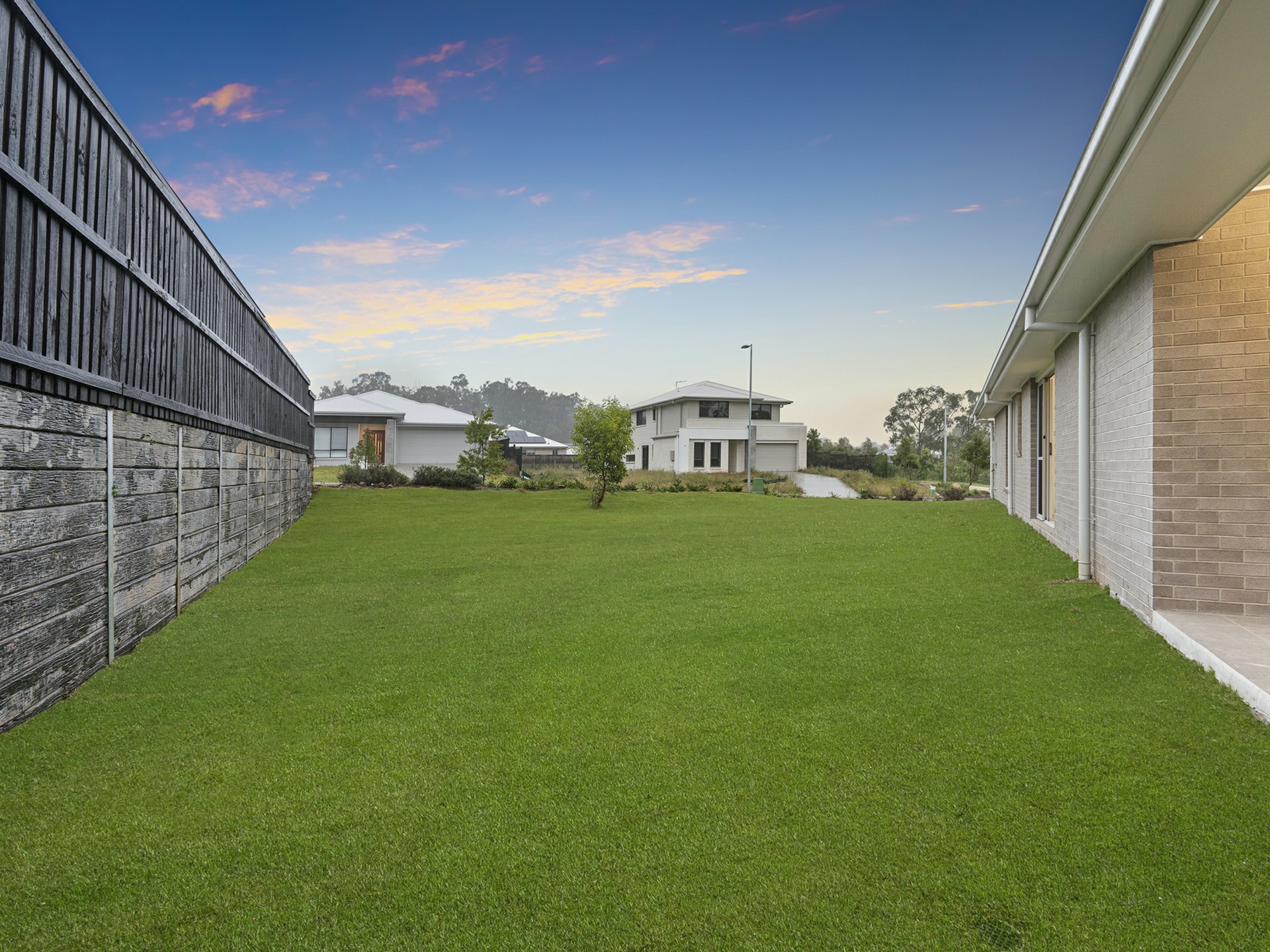 11-13 Regents cresent, YARRABILBA