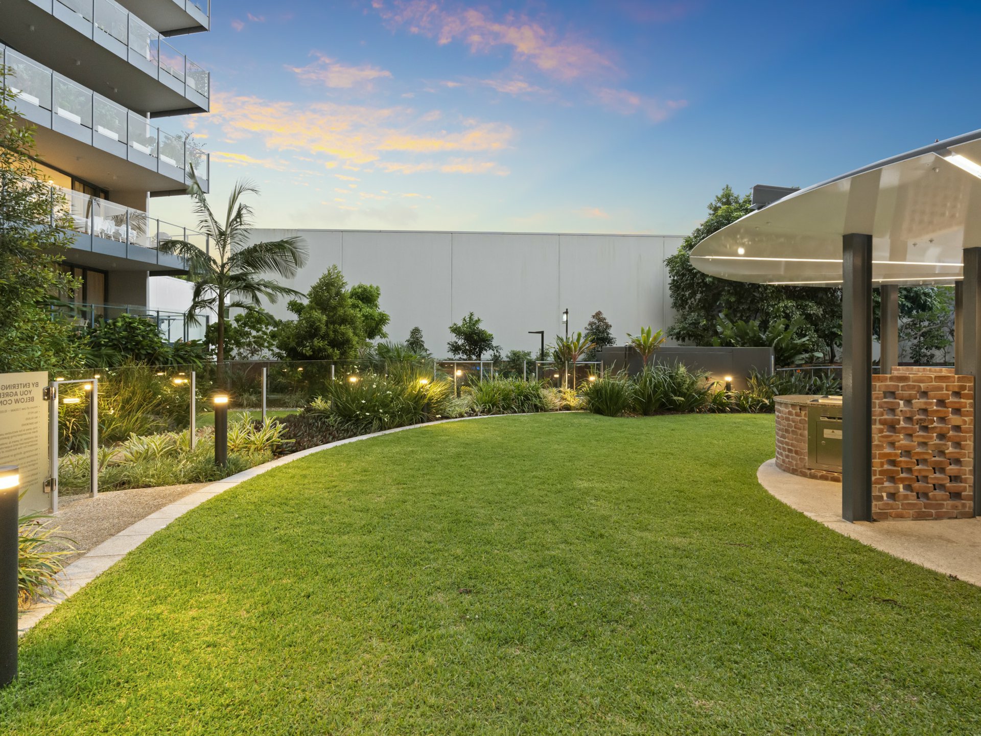 20710/15 Beesley Street, West End