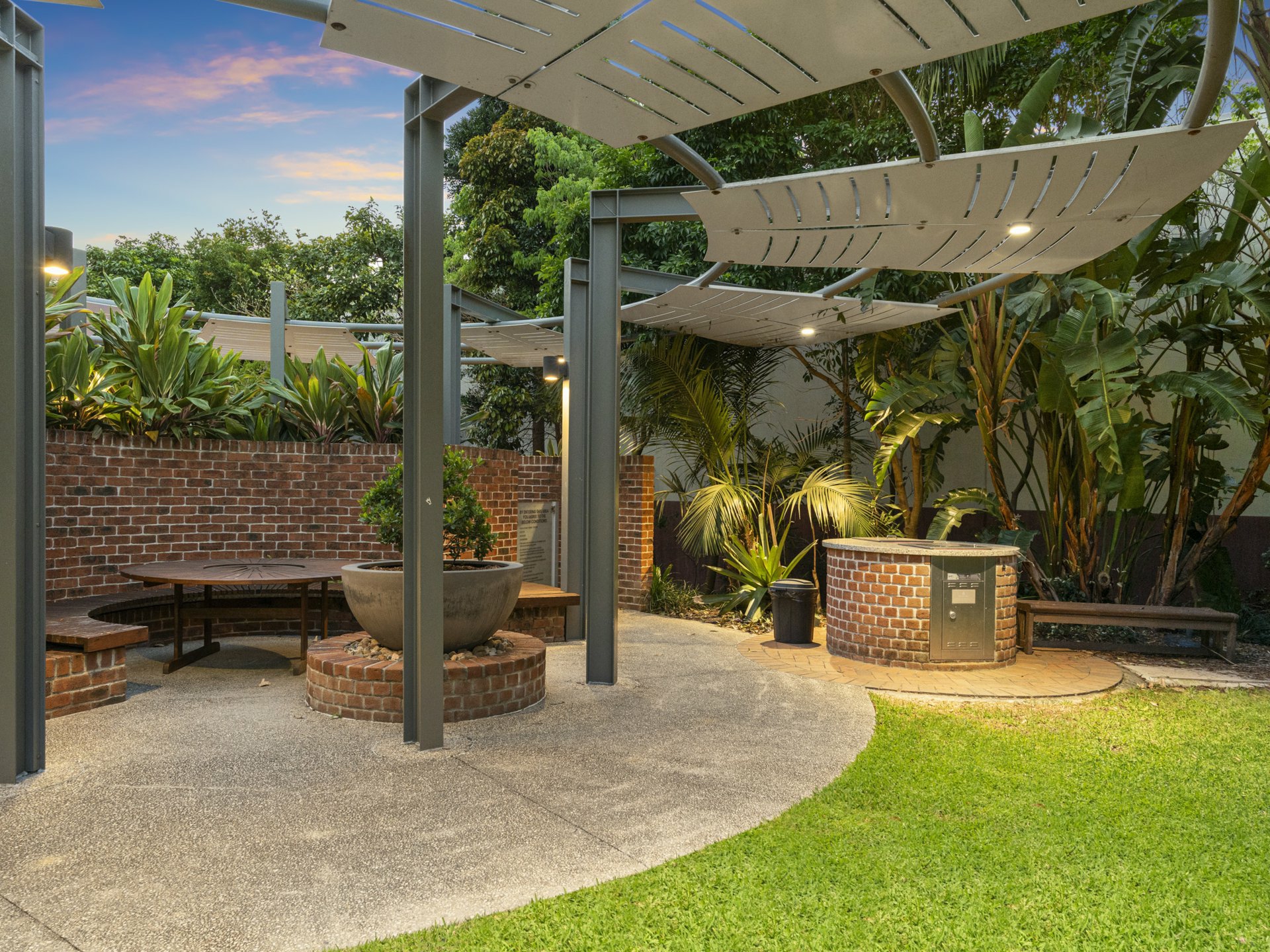 20710/15 Beesley Street, West End