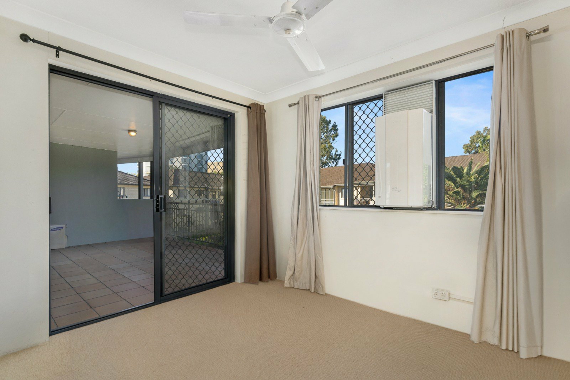 53/139 Macquarie Street — photo 8 of 14