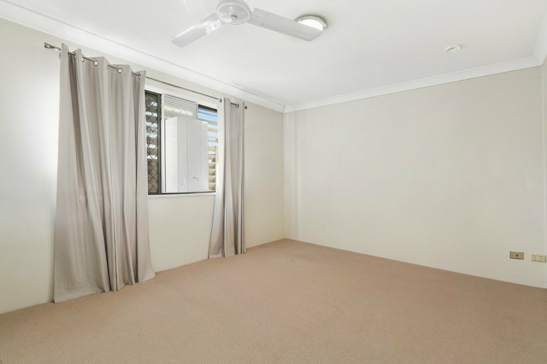 53/139 Macquarie Street — photo 10 of 14