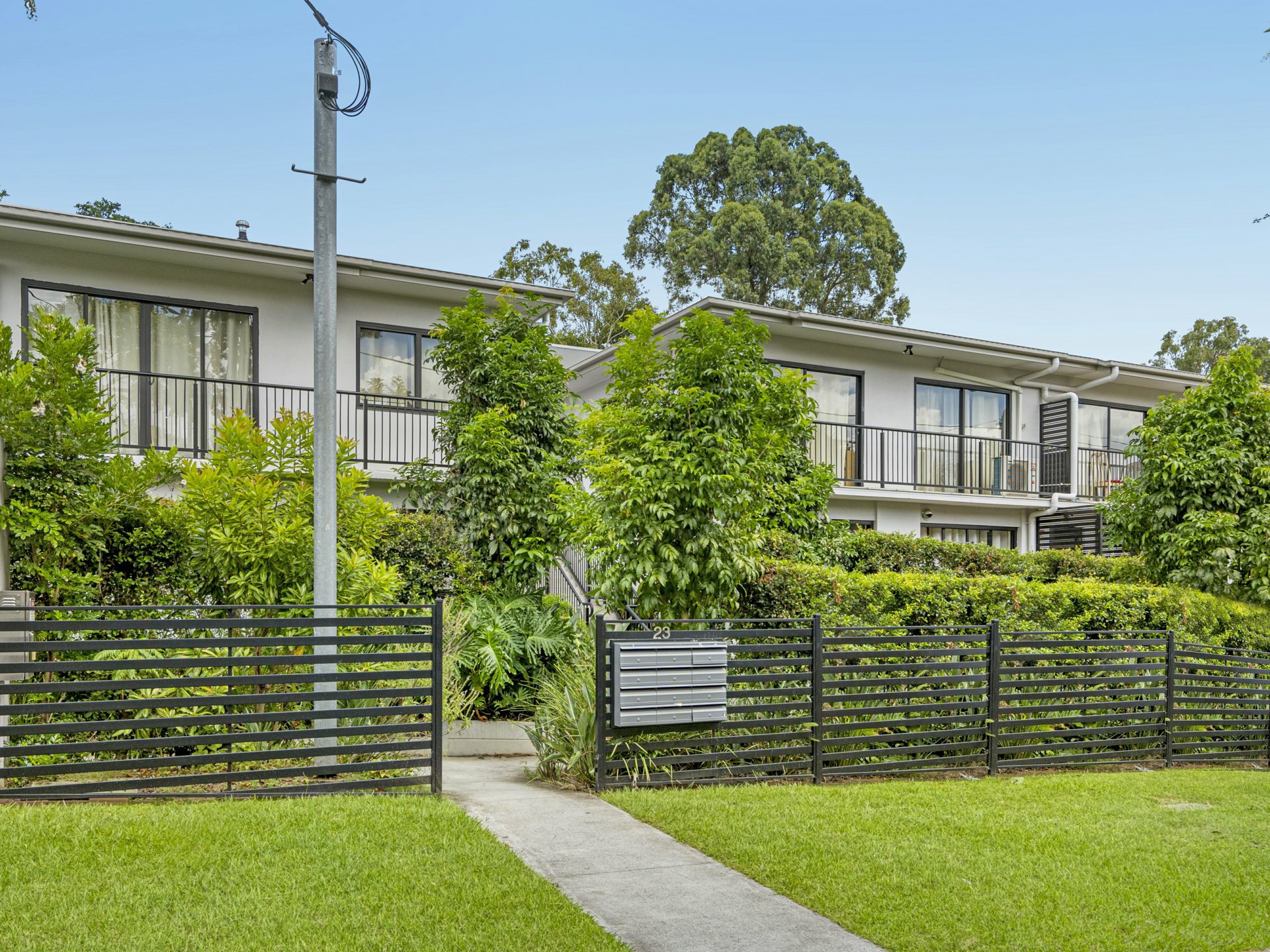 Unit 2B/23 Warren Street — photo from LJ Hooker St Lucia
