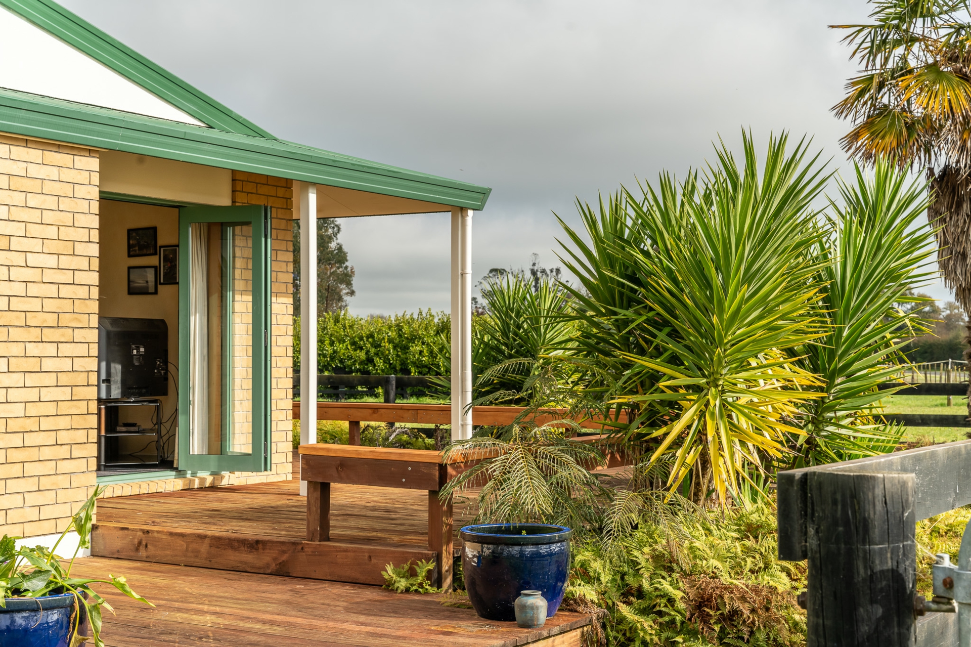 73 Reid Road Ngahinapouri Lifestyle for Sale LJ Hooker