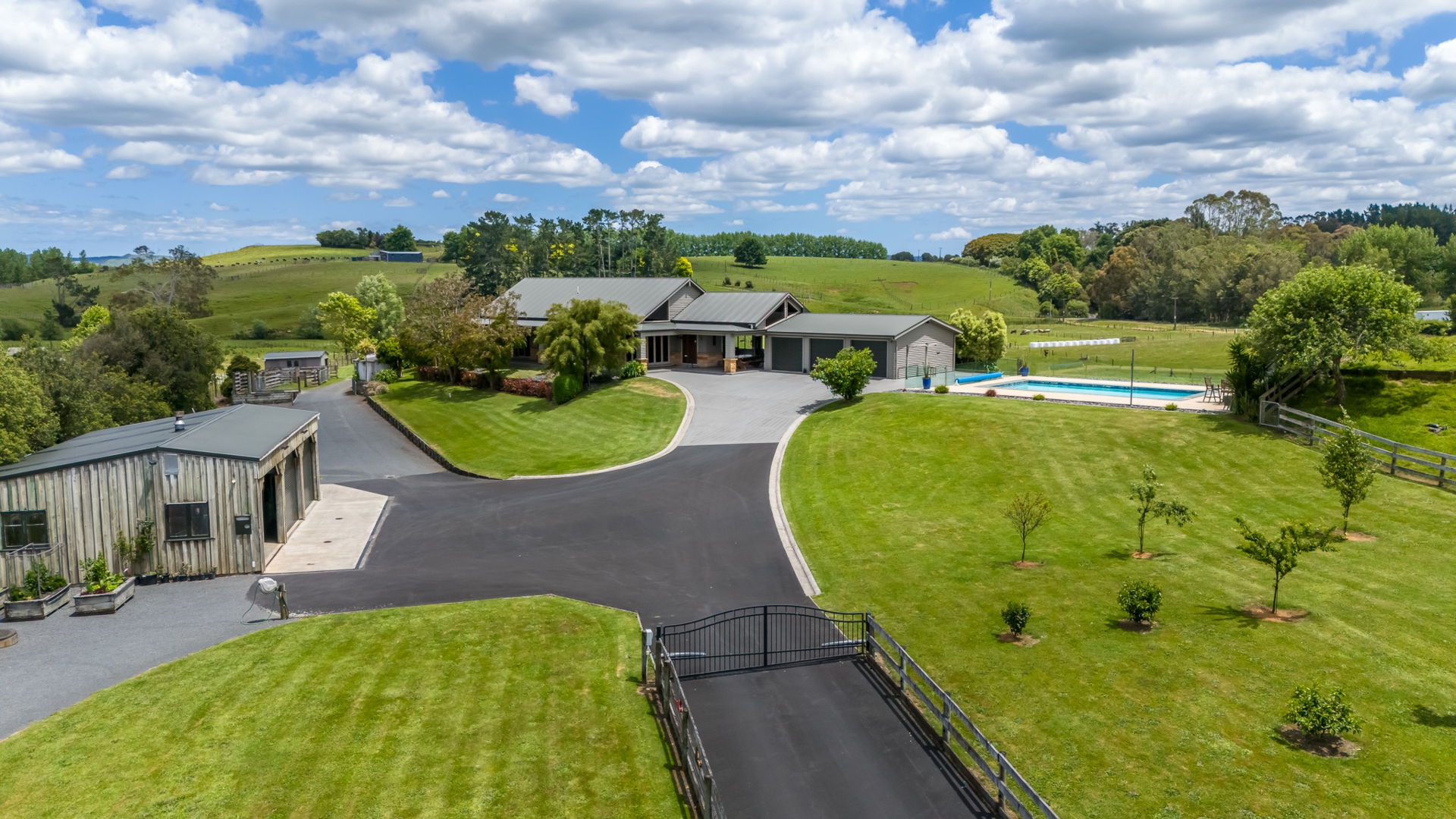 220 Howden Road, WHATAWHATA