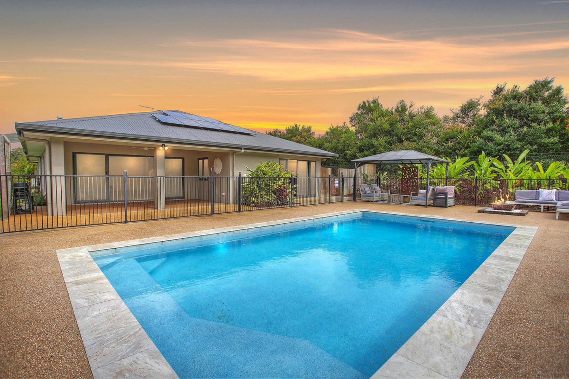 51 Rosewood Close, MALANDA