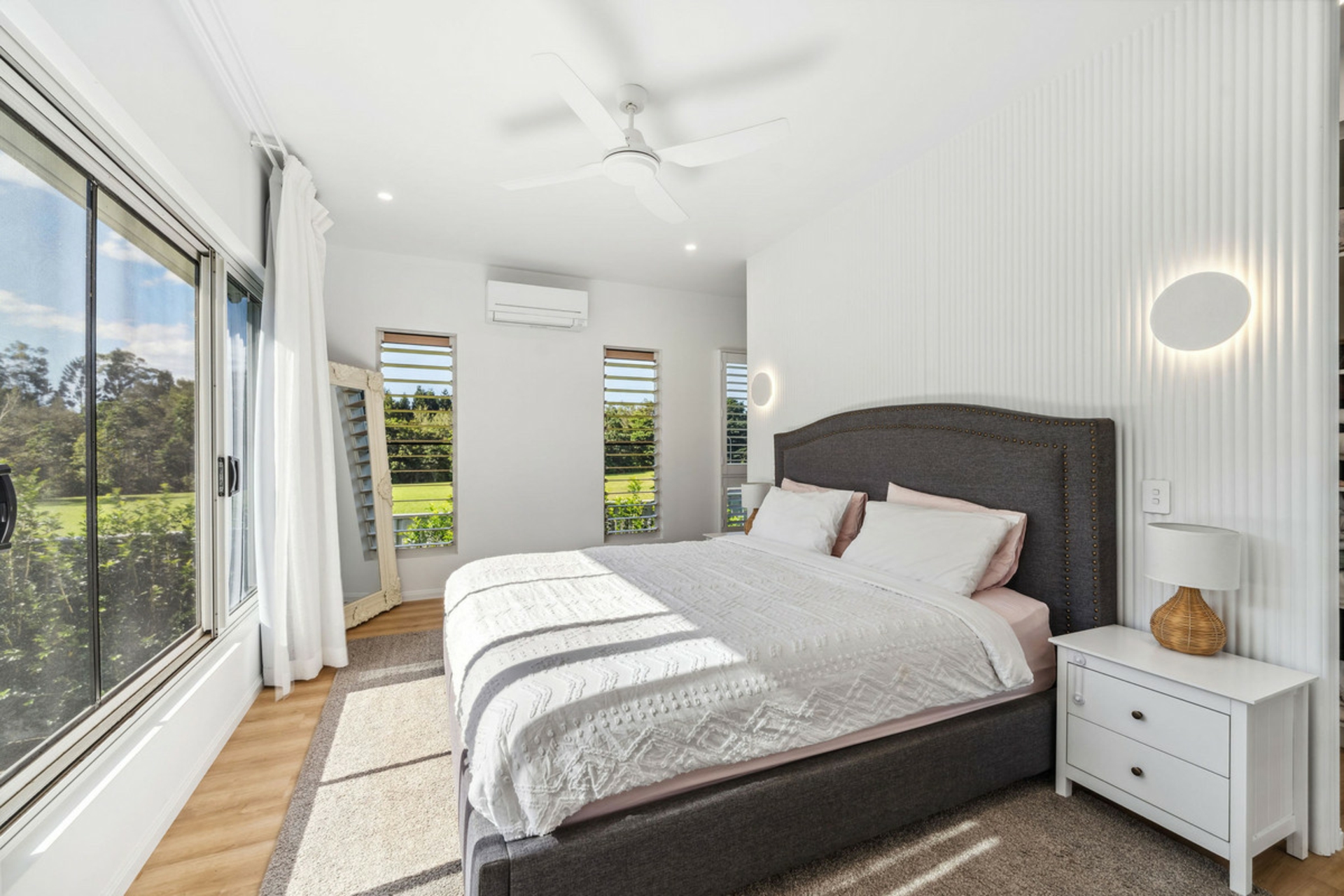 34 Aurora Circuit, ATHERTON