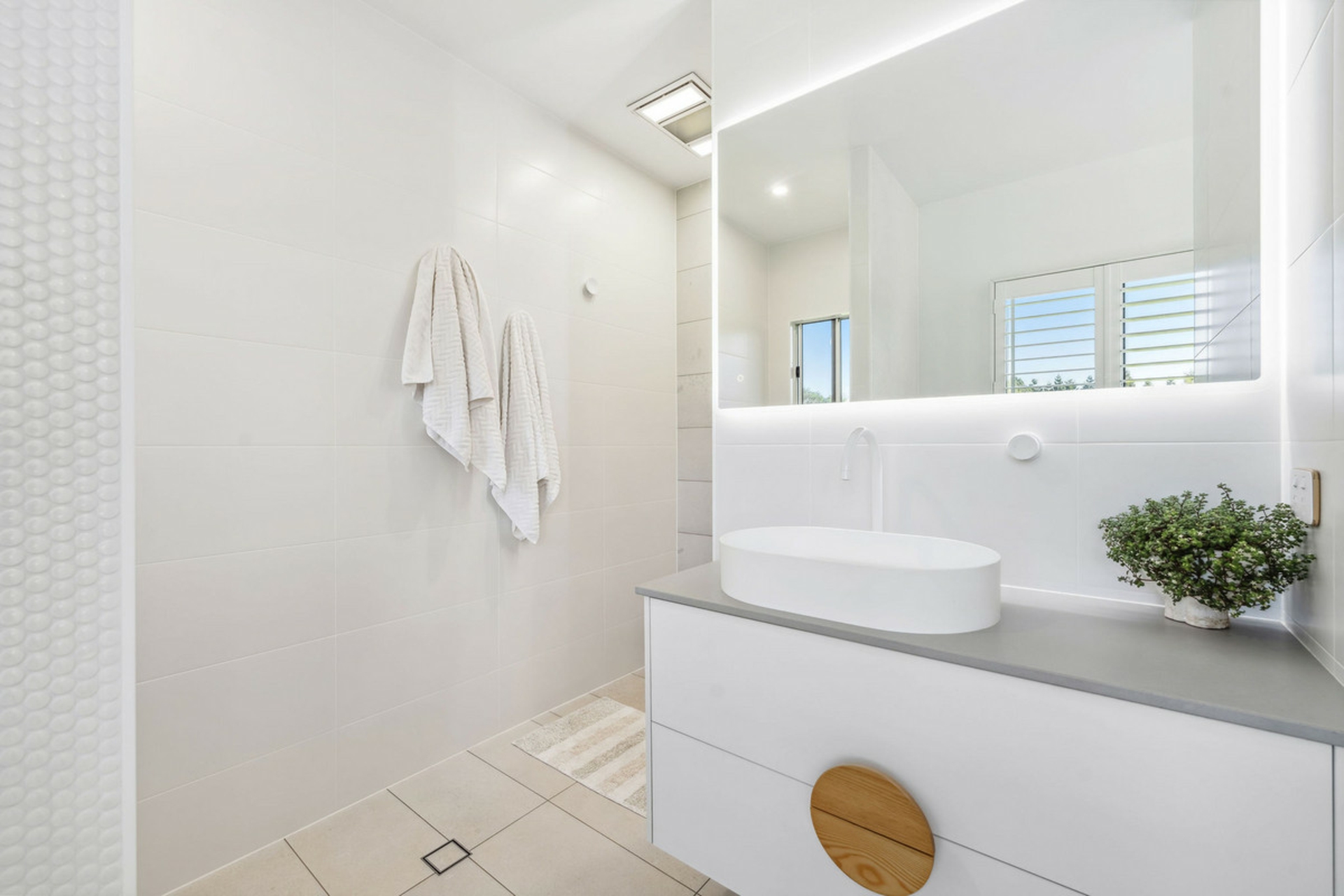 34 Aurora Circuit, ATHERTON