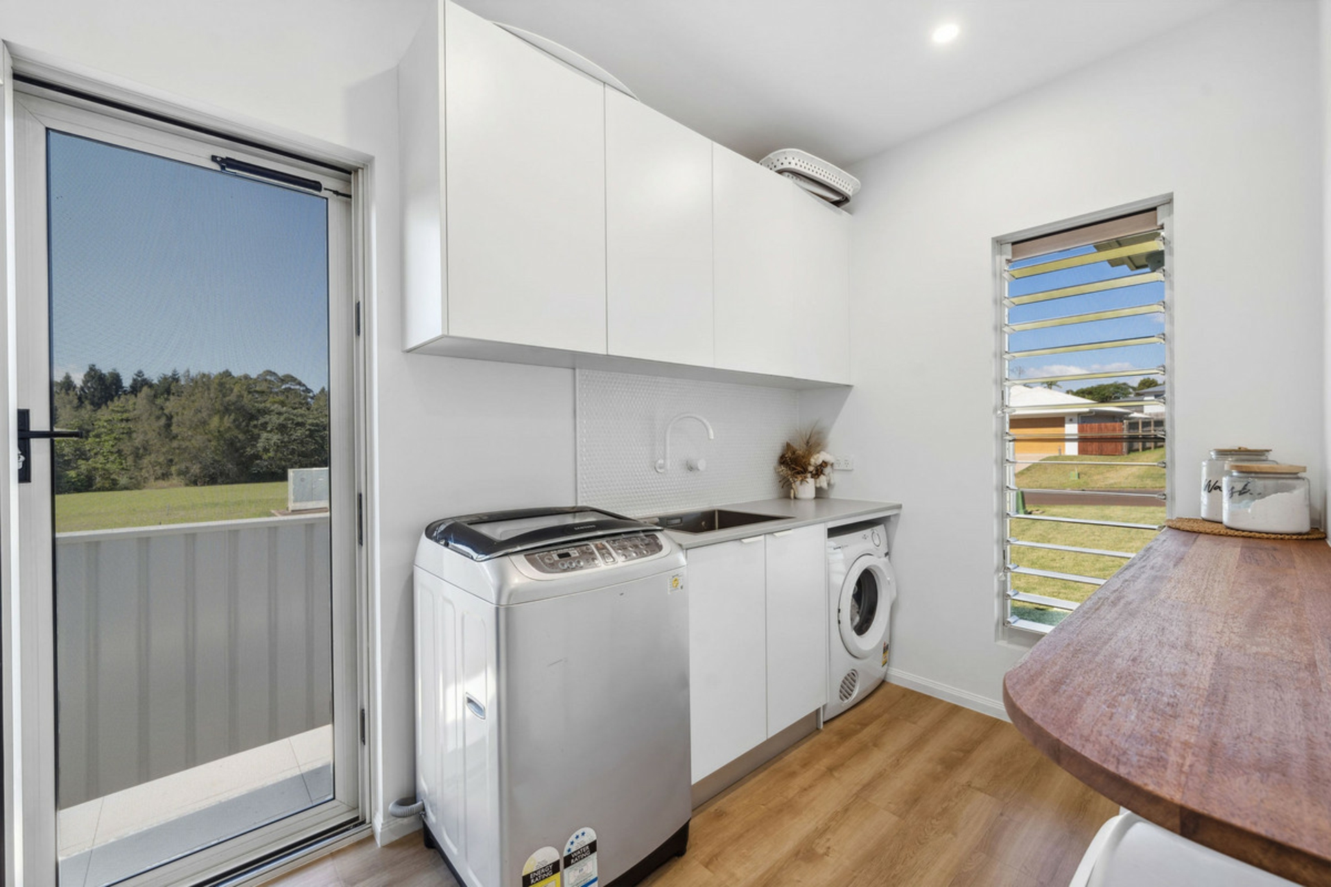 34 Aurora Circuit, ATHERTON