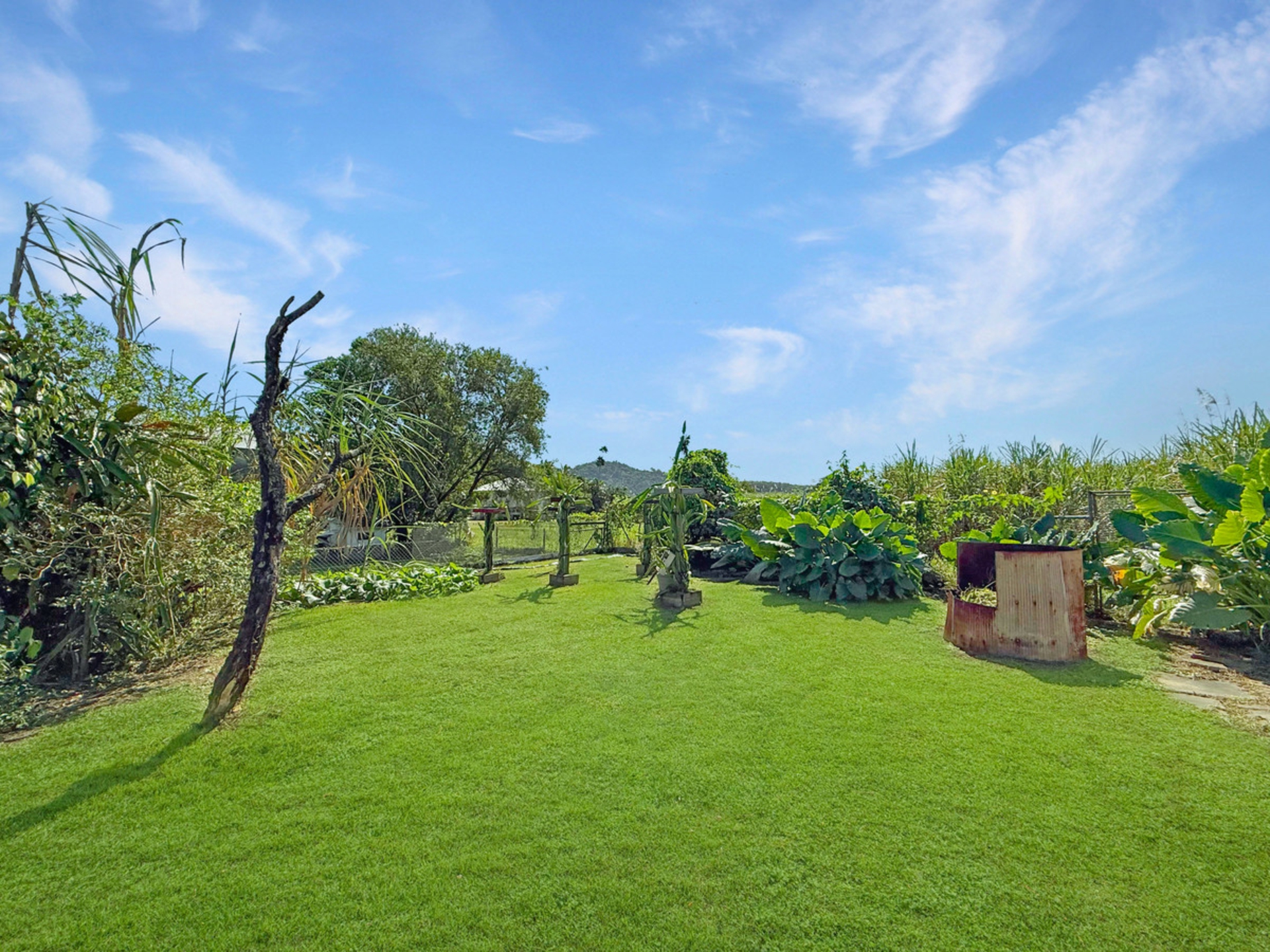 298 Silkwood Japoon Road, SILKWOOD