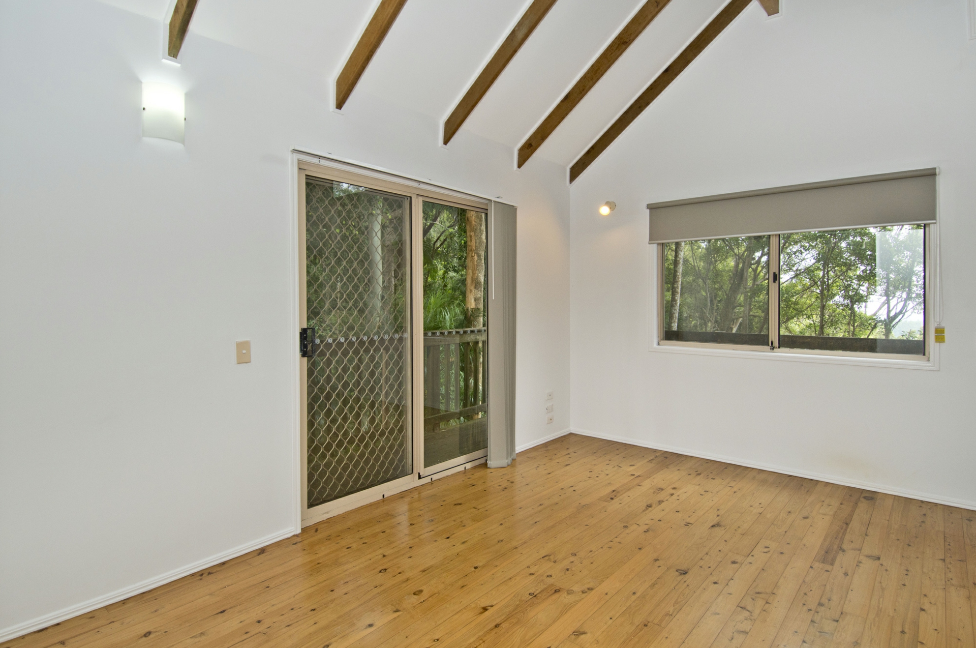 33 Kinabalu Drive, TAMBORINE MOUNTAIN