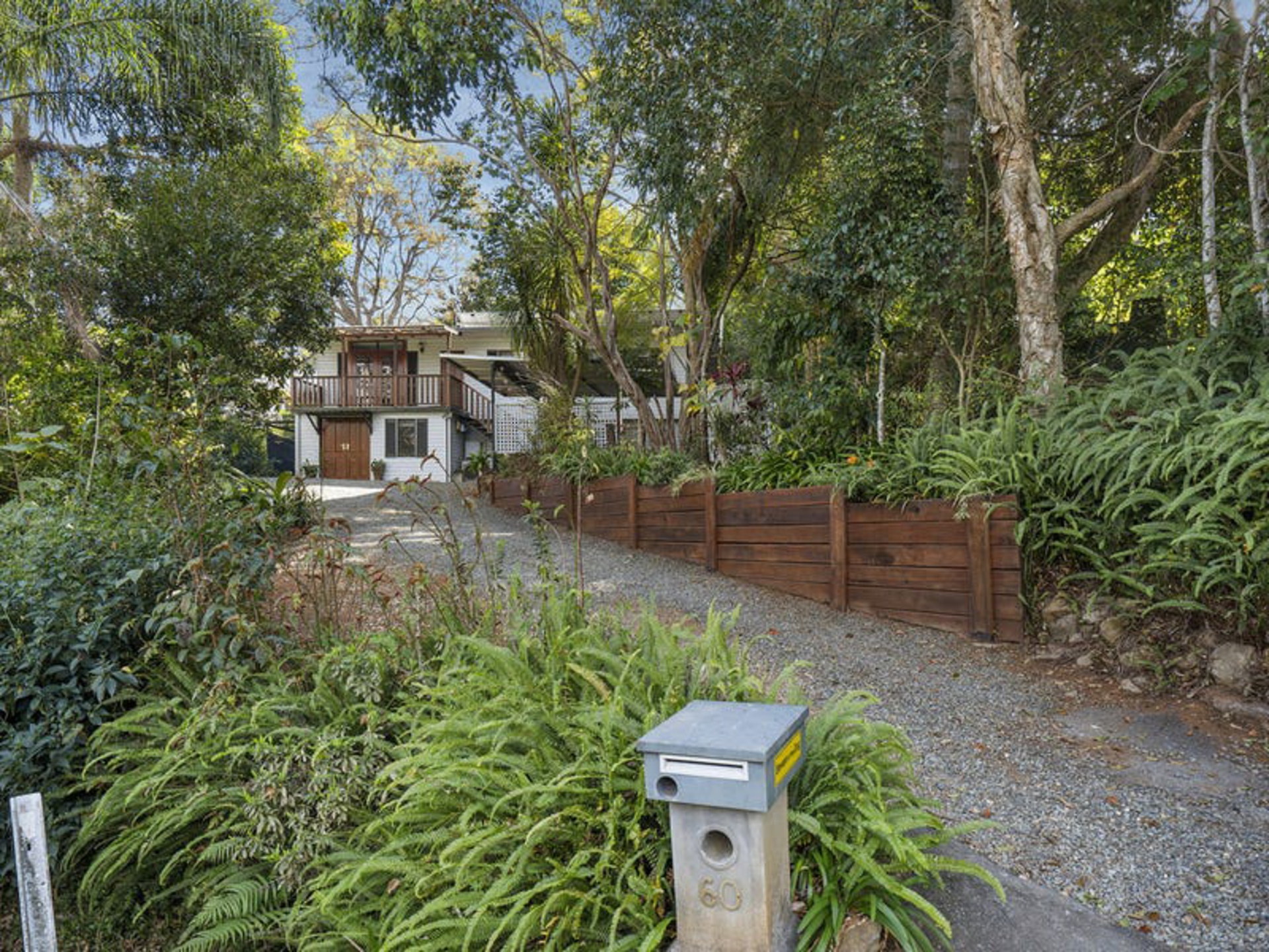 60 Pacific Parade, TAMBORINE MOUNTAIN