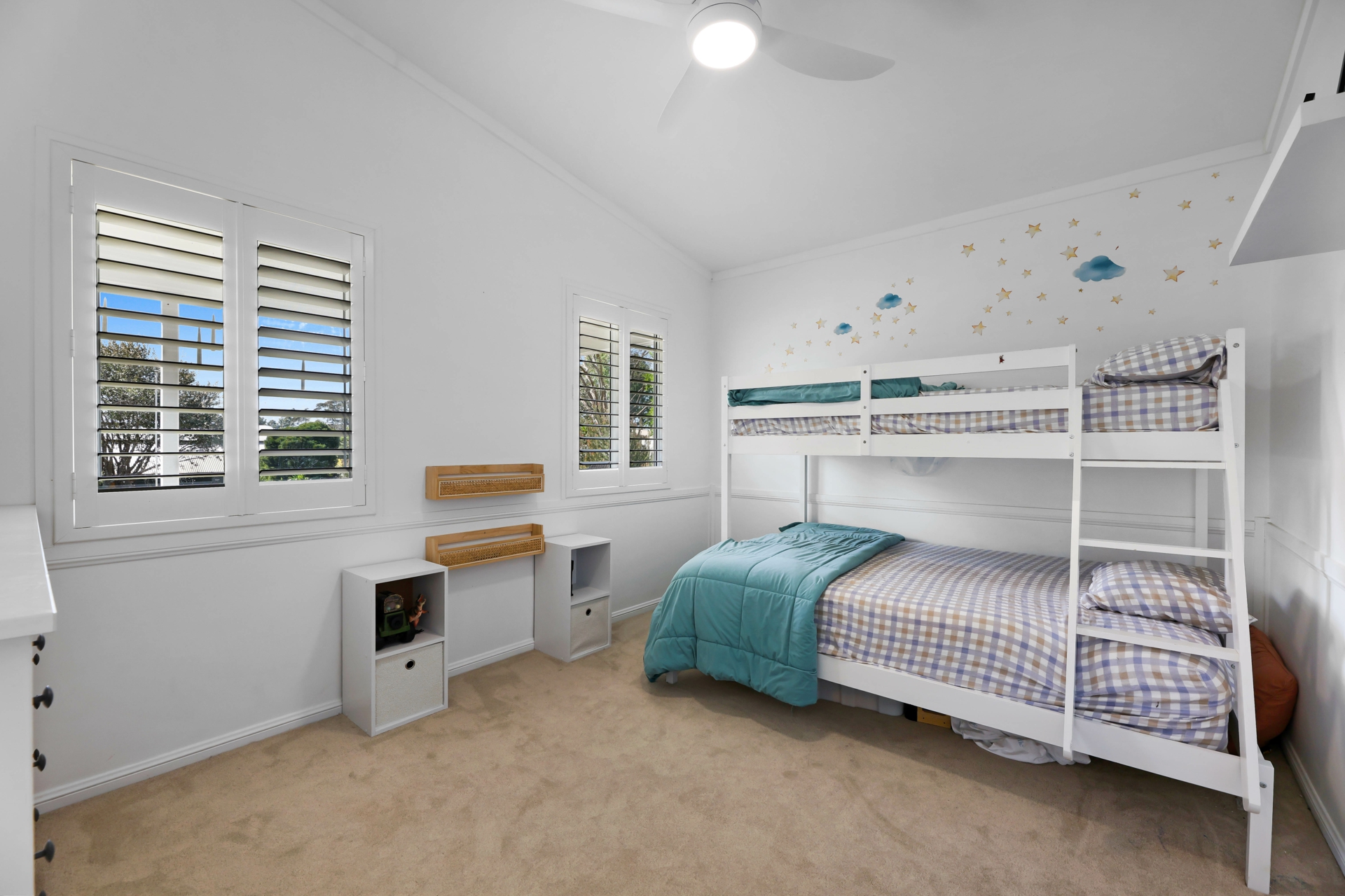 14-16 Carey Parade, TAMBORINE MOUNTAIN