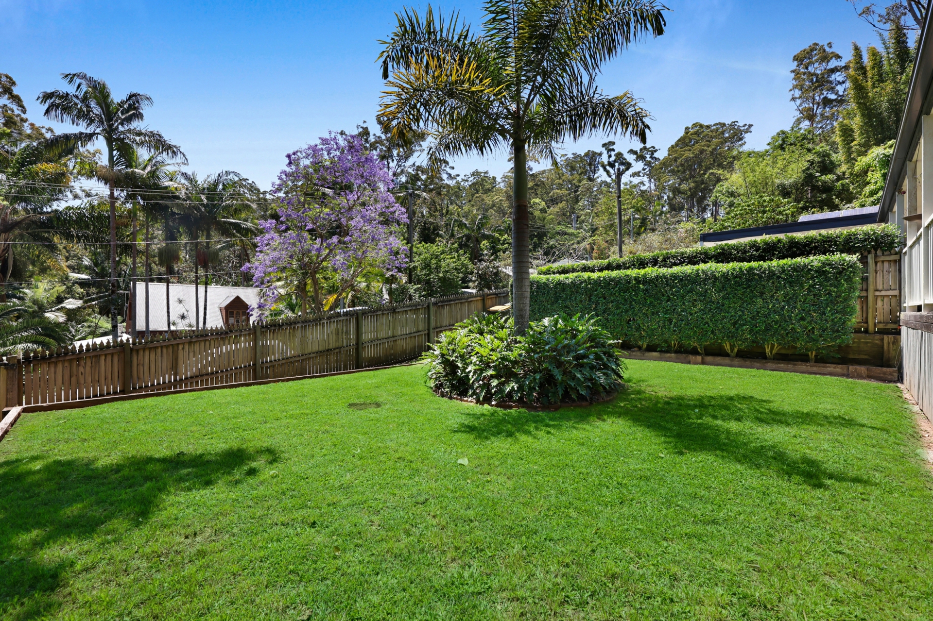 14 Kinabalu Drive, TAMBORINE MOUNTAIN