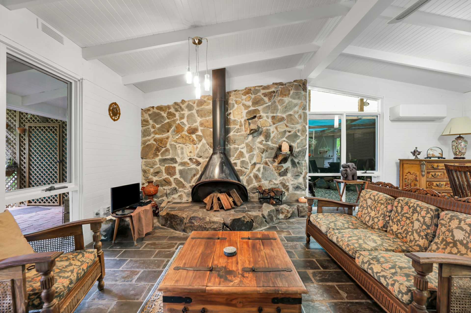 14 Salvia Drive, TAMBORINE MOUNTAIN