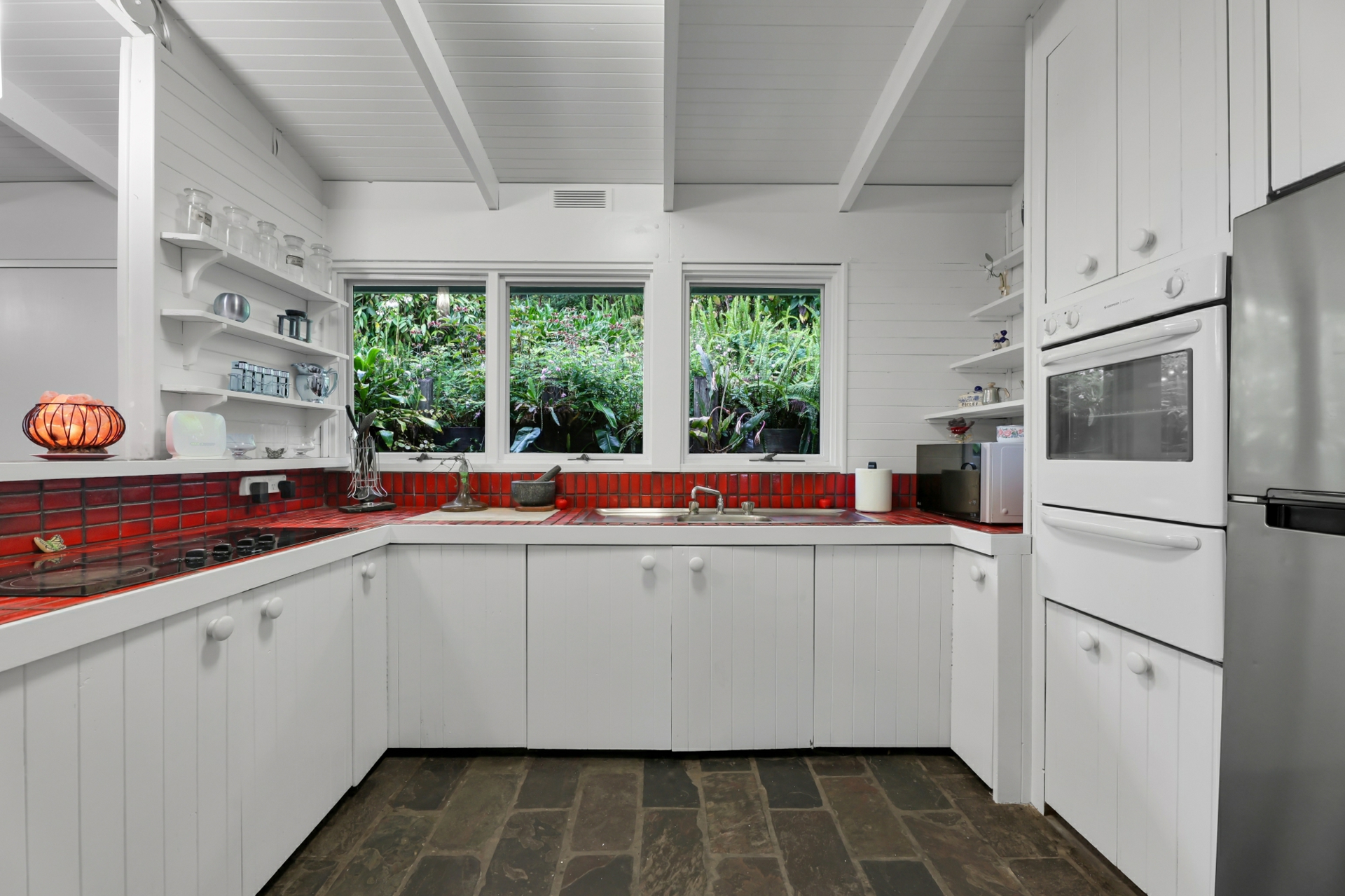 14 Salvia Drive, TAMBORINE MOUNTAIN