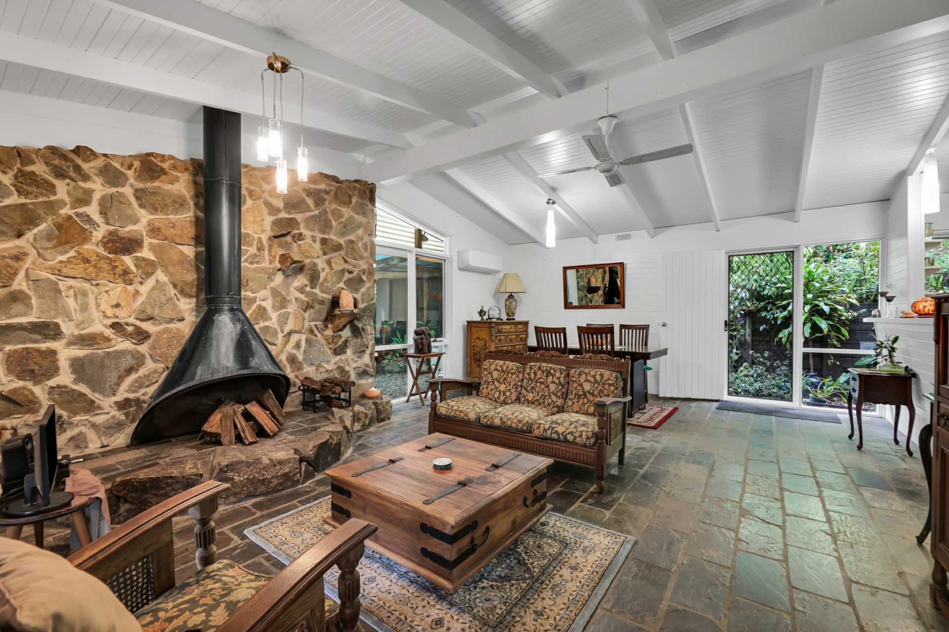 14 Salvia Drive, TAMBORINE MOUNTAIN