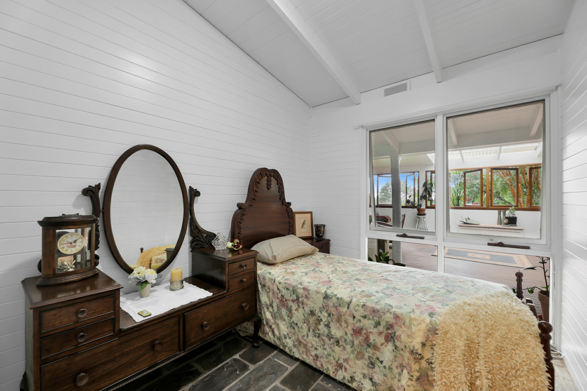 14 Salvia Drive, TAMBORINE MOUNTAIN