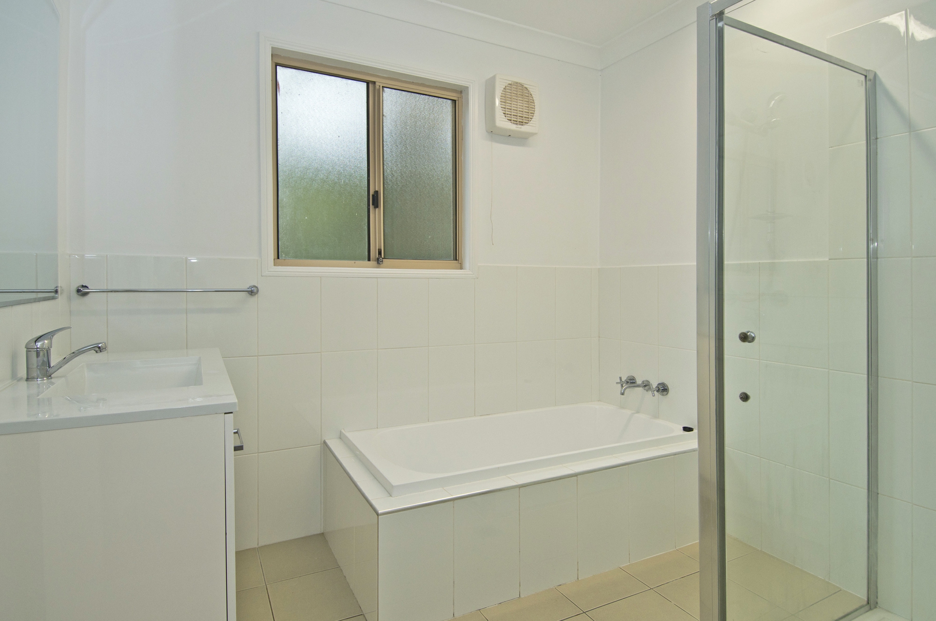 33 Kinabalu Drive, TAMBORINE MOUNTAIN