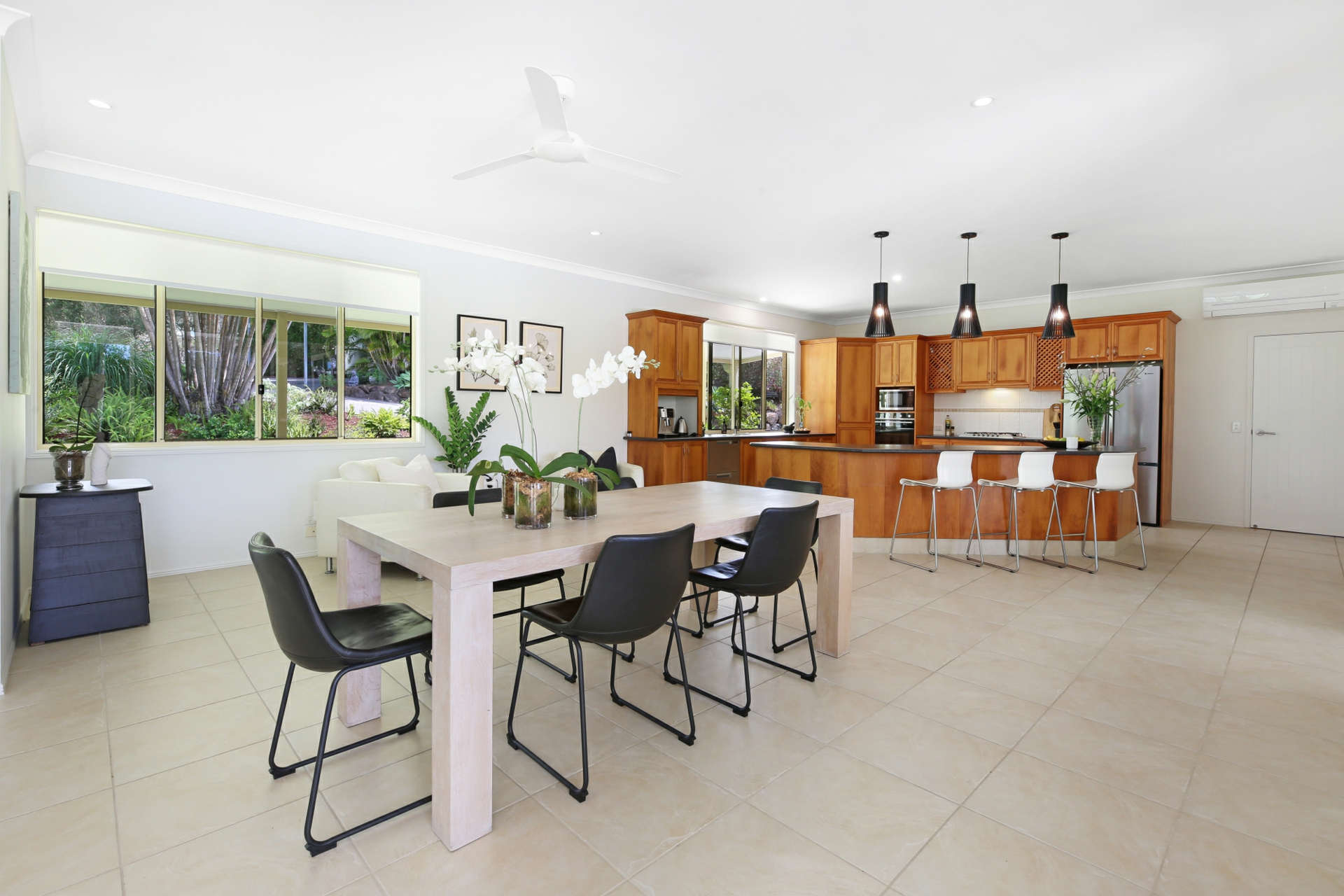 60 Gladrose Crescent — photo 10 of 30