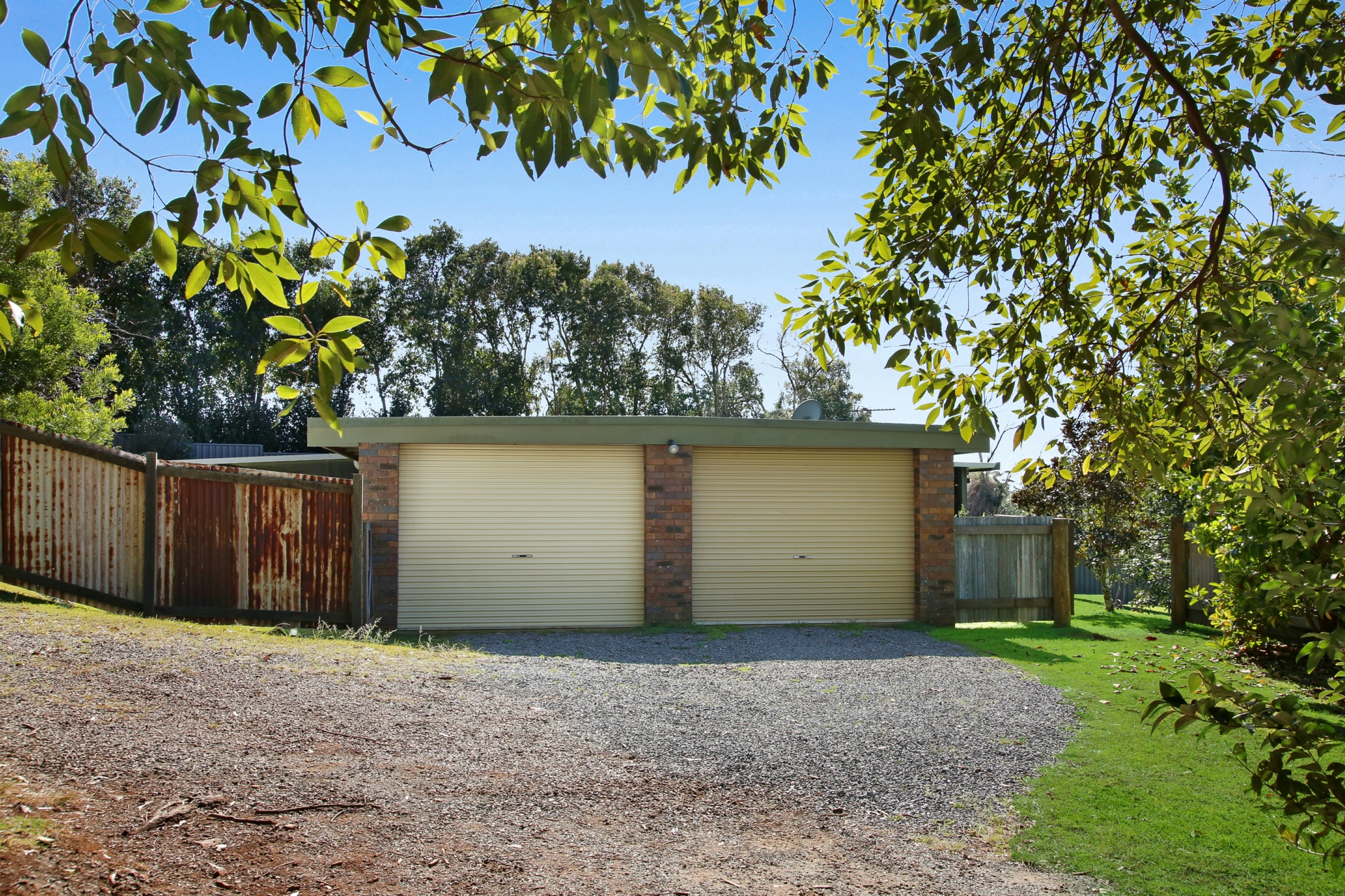 206 Main Western Road — photo 18 of 19