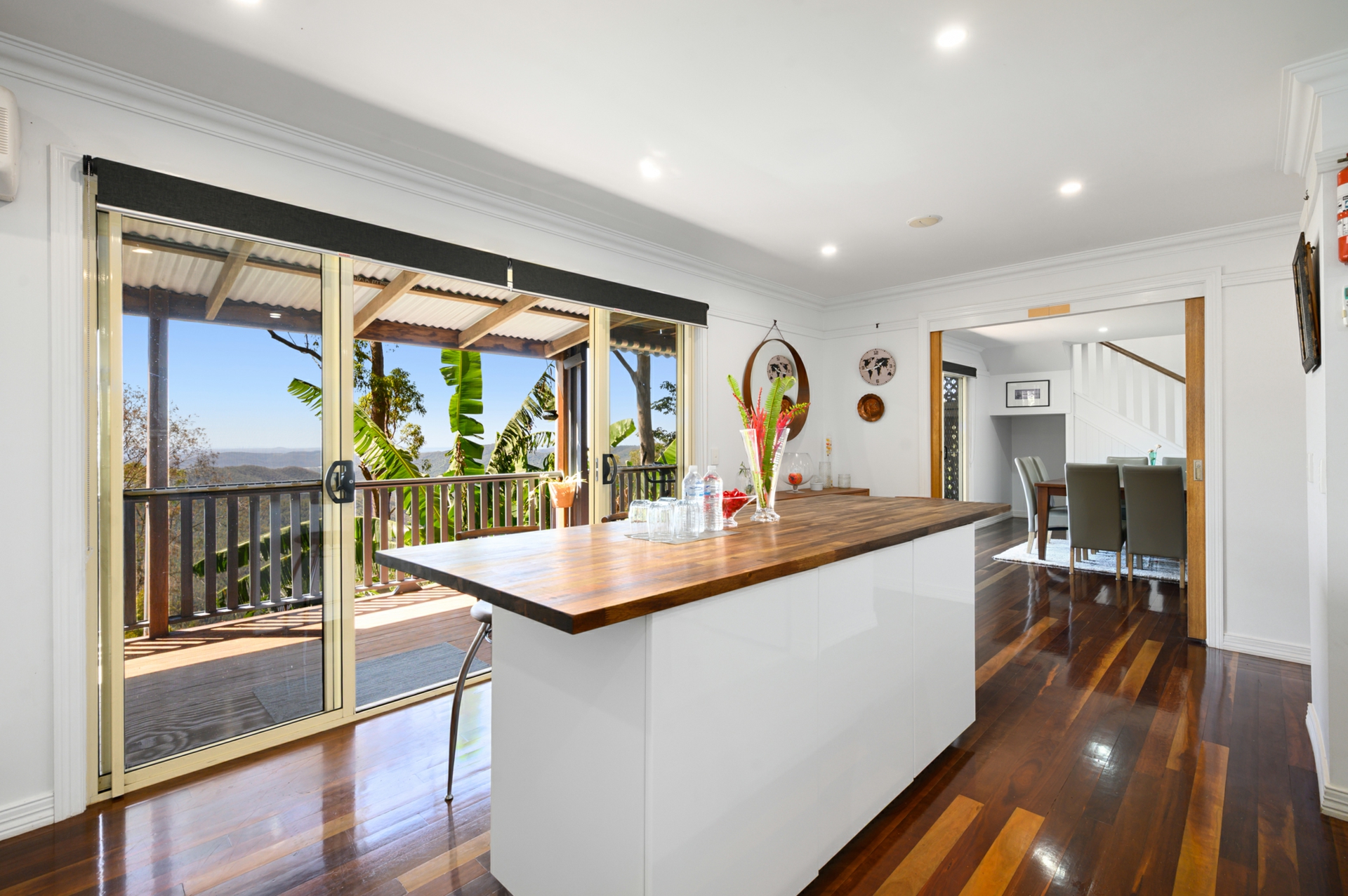 1718 Tamborine-Oxenford Road — photo 10 of 30