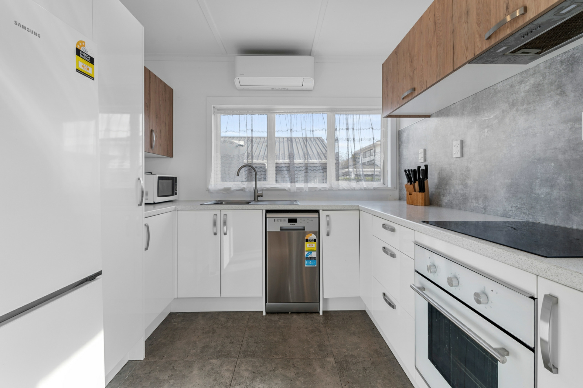 9 Ruihi Street, VICTORIA