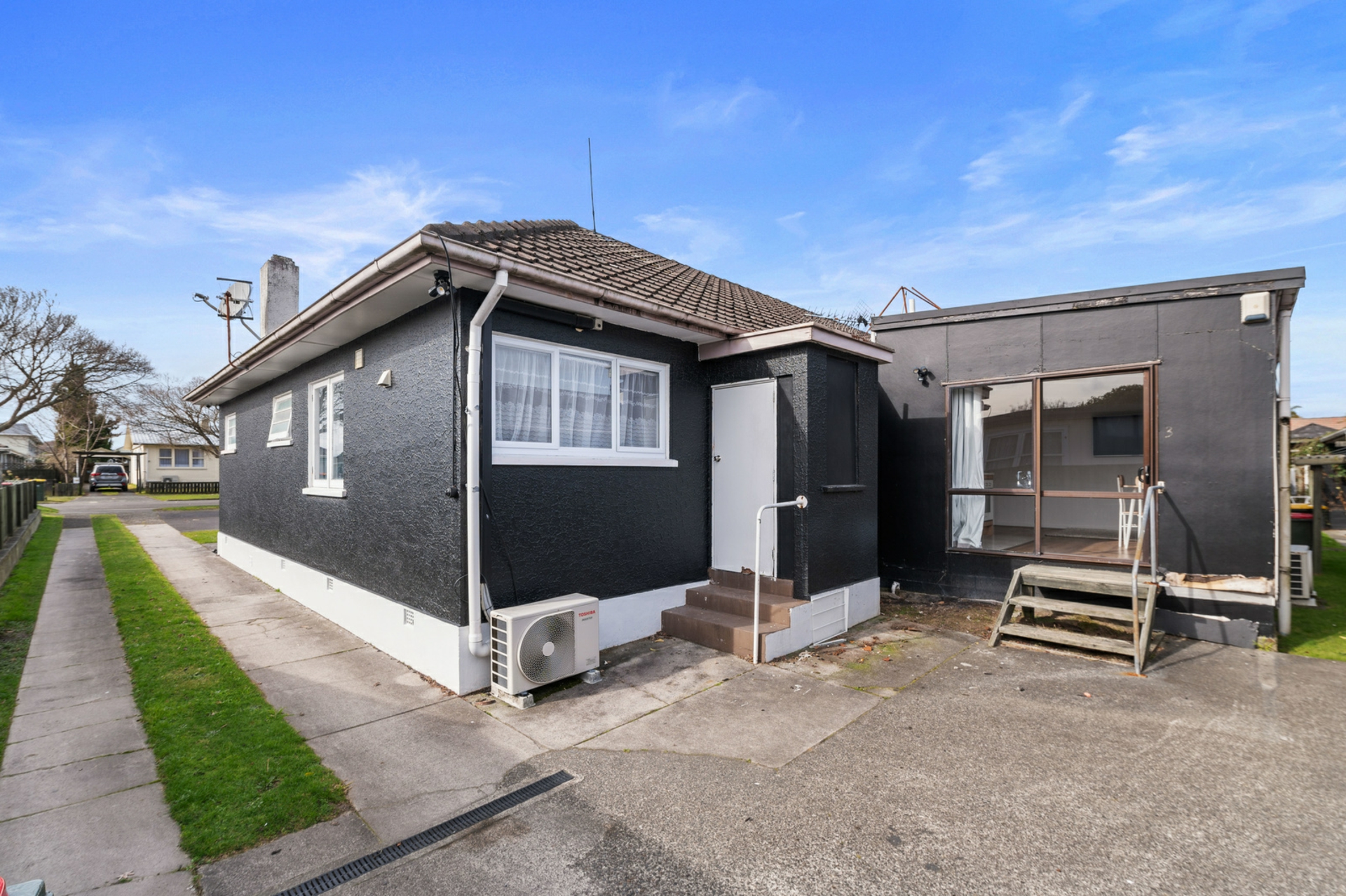 9 Ruihi Street, VICTORIA
