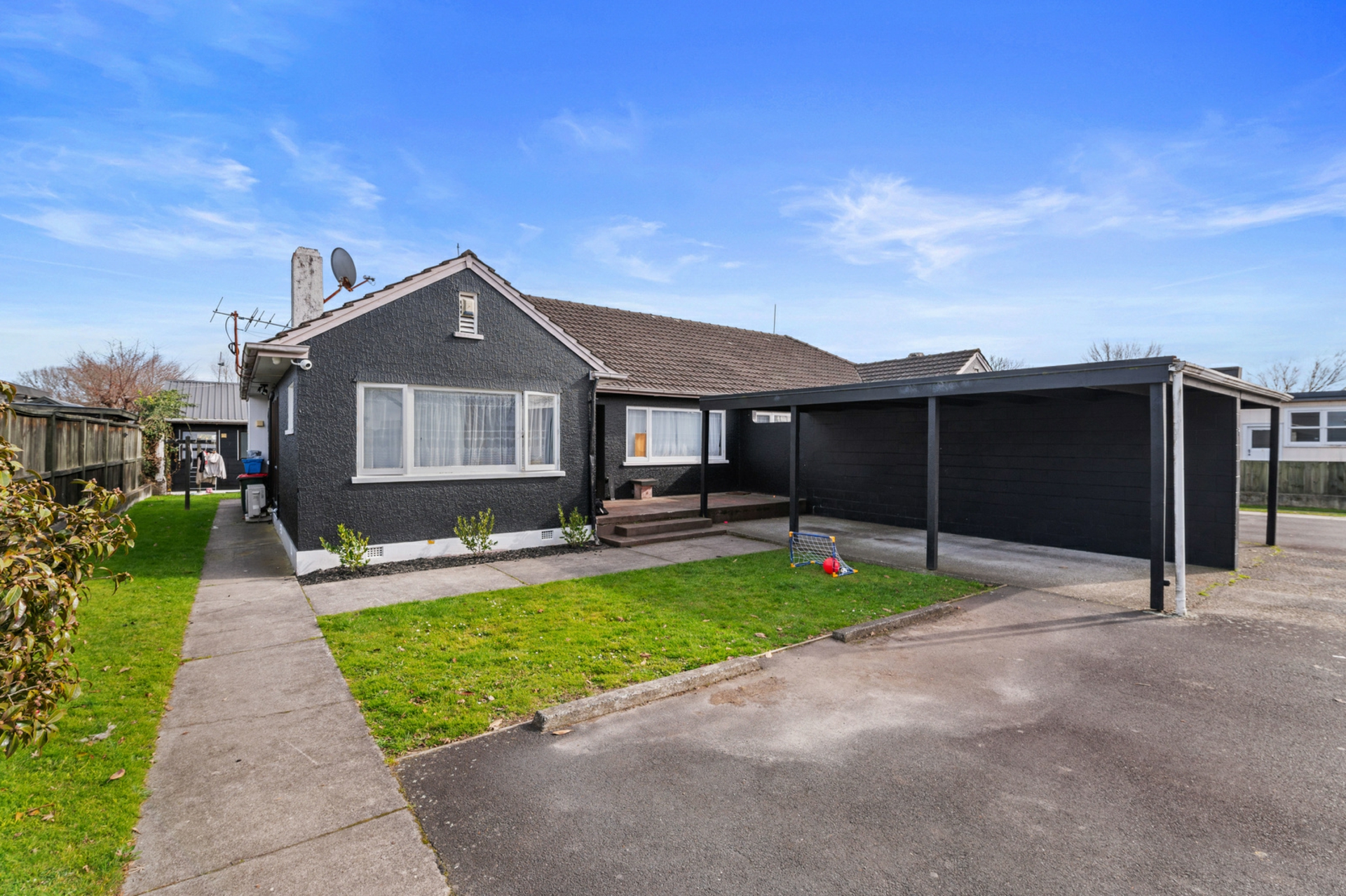 9 Ruihi Street, VICTORIA