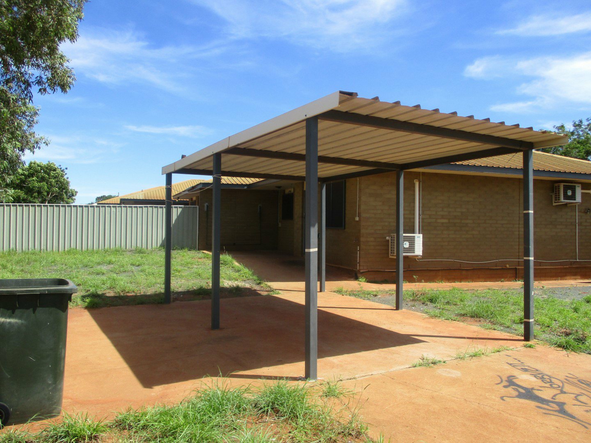 1/8 Yarrunga Crescent — photo 8 of 8