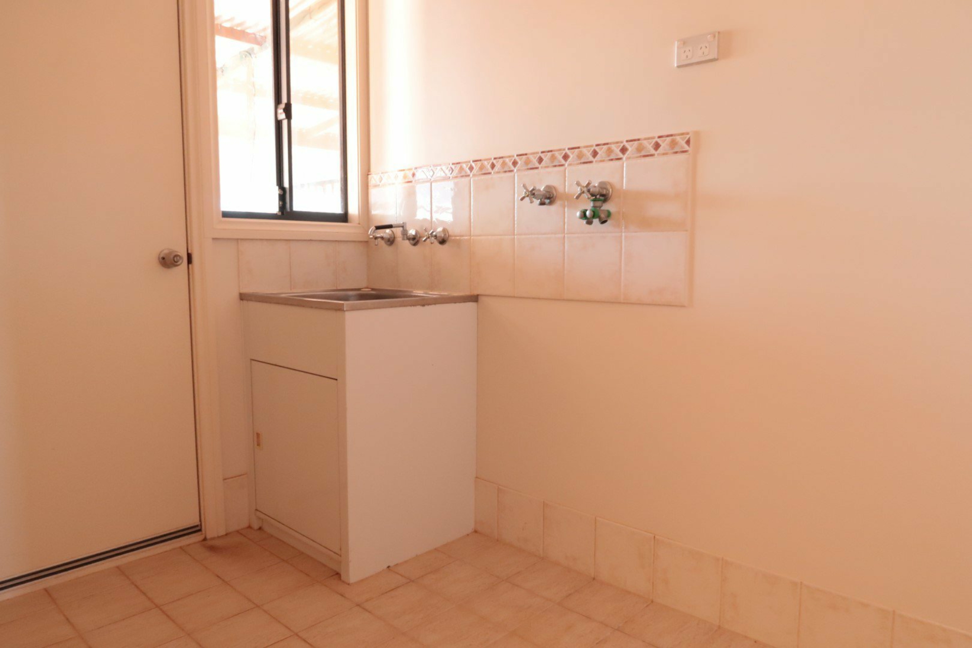9 Greenfield Street, SOUTH HEDLAND