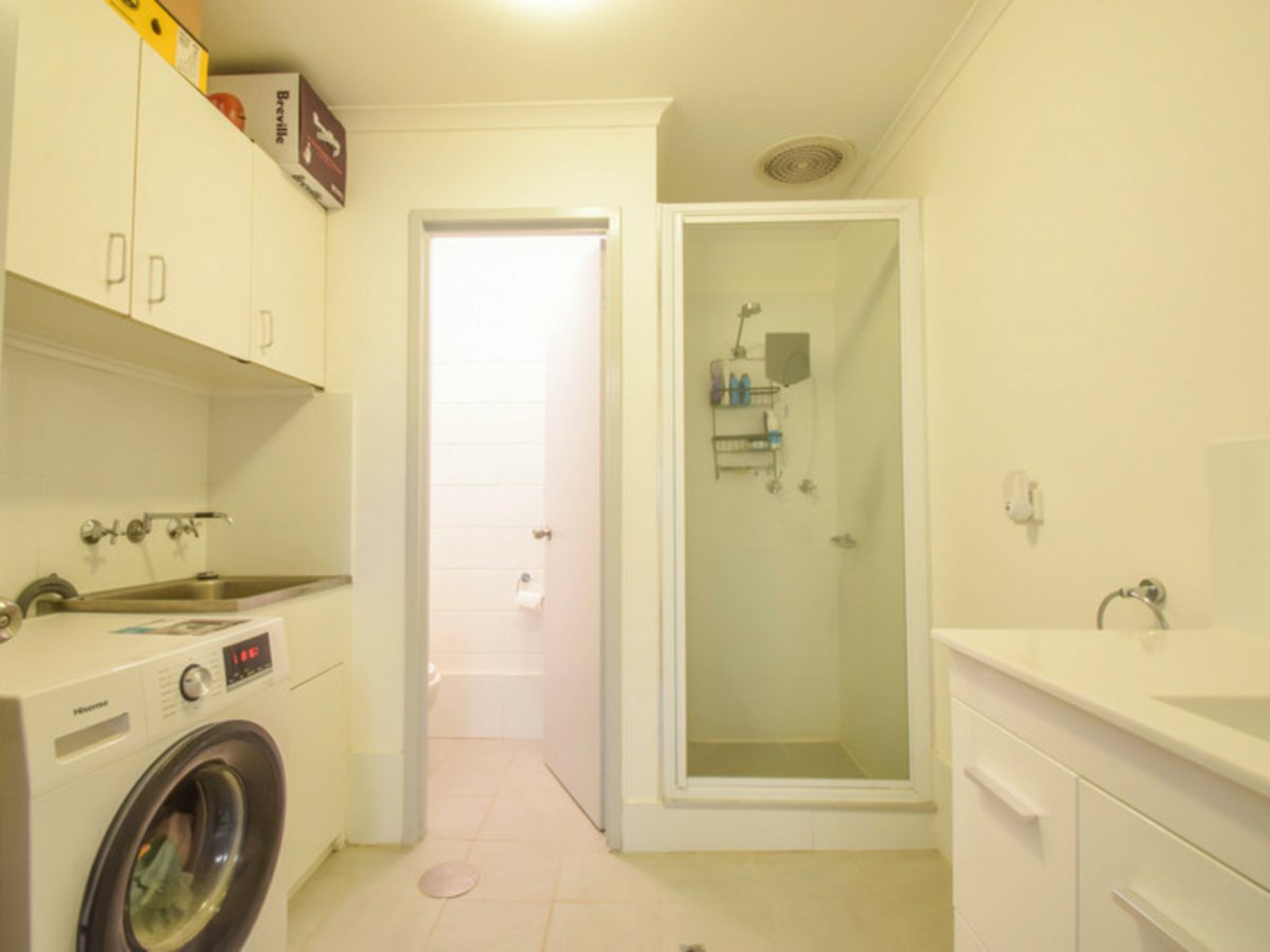 14d Yanderra, Crescent — photo 6 of 8