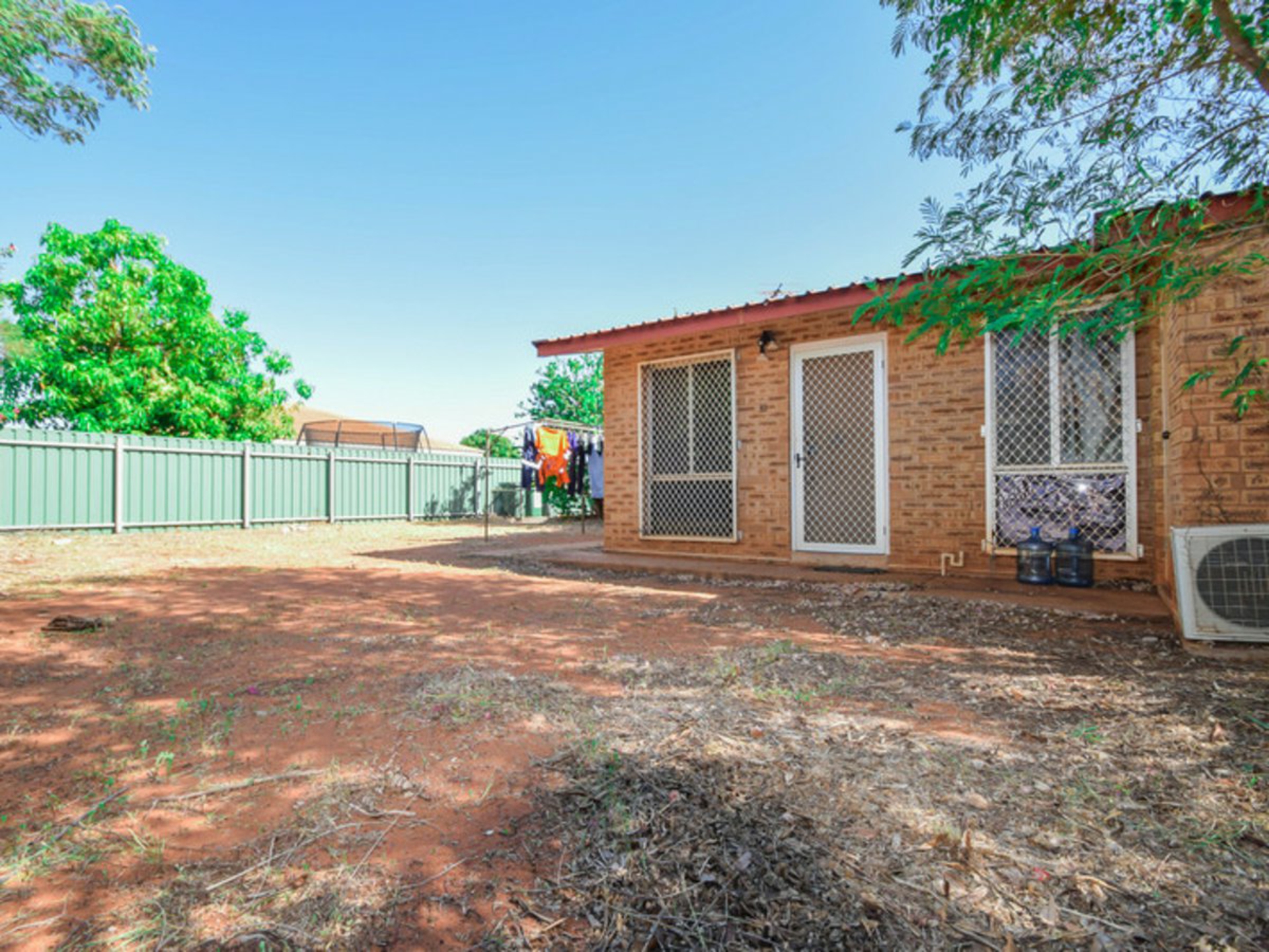 14d Yanderra, Crescent — photo 8 of 8