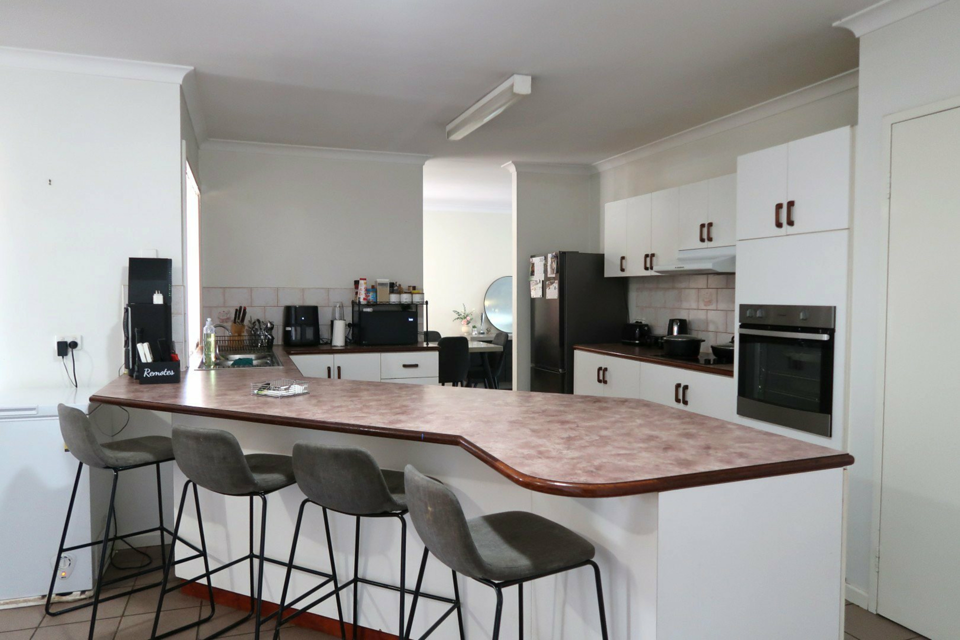 1 Counihan Crescent — photo 4 of 14