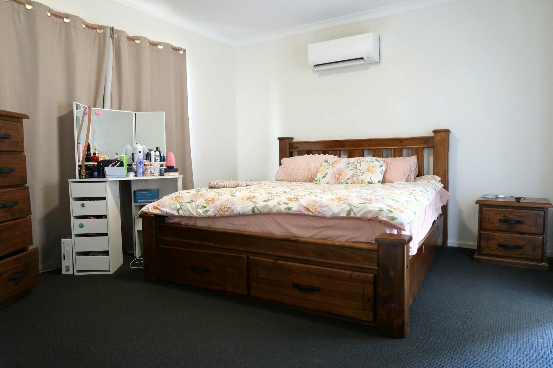 1 Counihan Crescent — photo 6 of 14