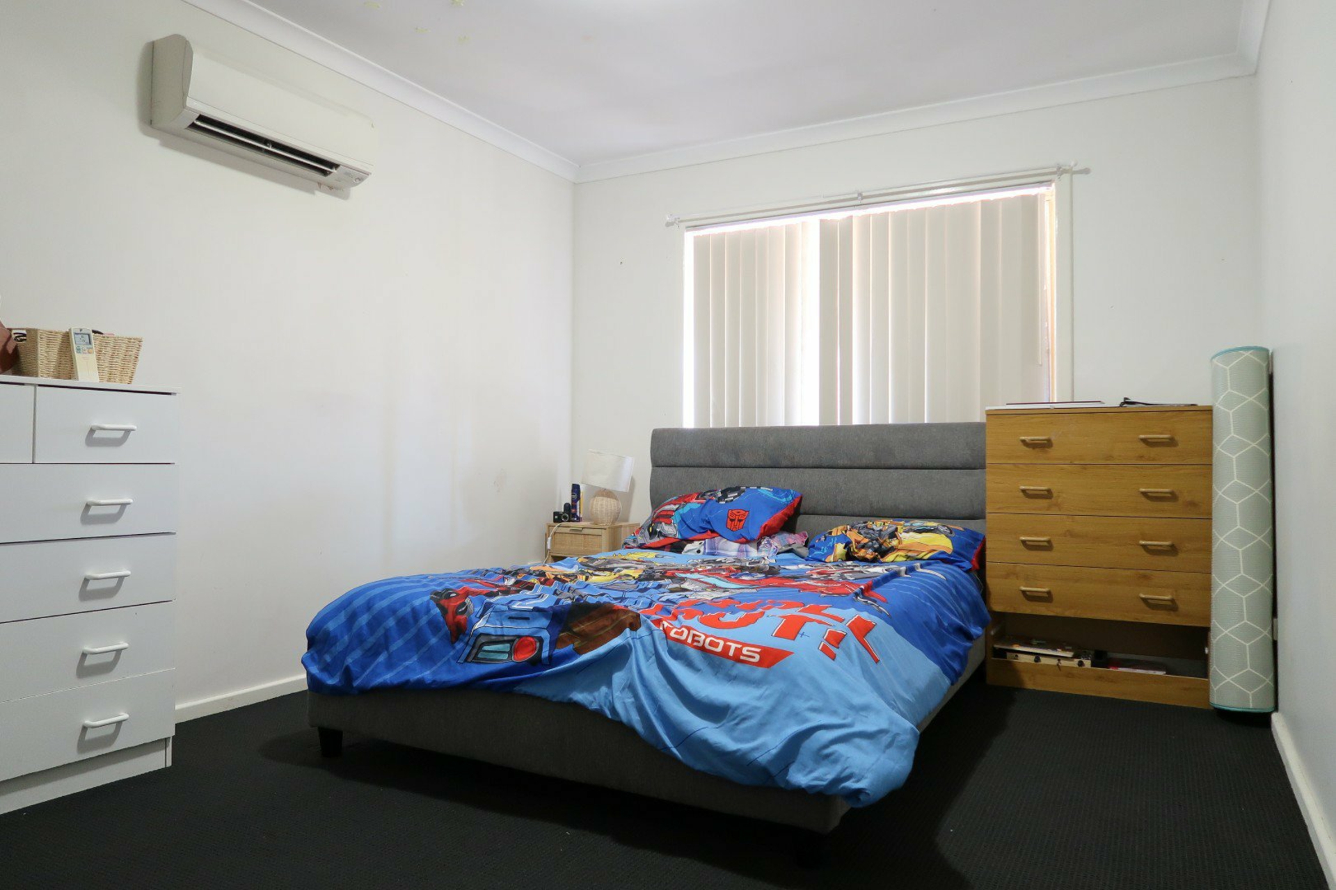 1 Counihan Crescent — photo 12 of 14