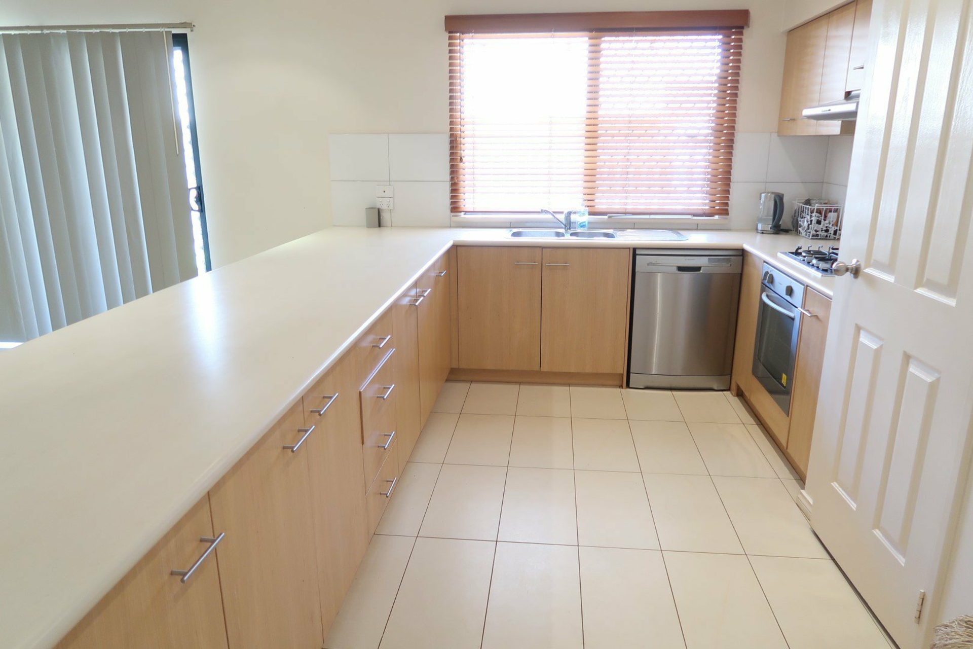 7 Eucalypt Way — photo 4 of 12