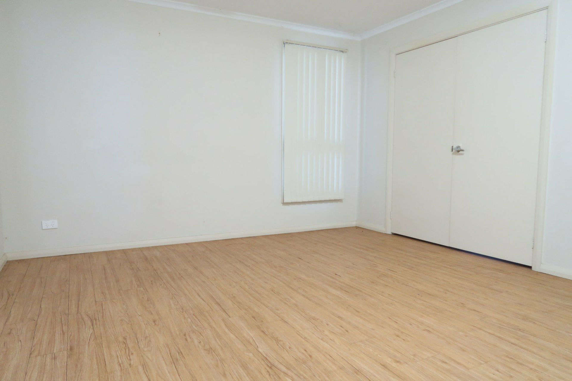 1D Logue Court — photo 5 of 13