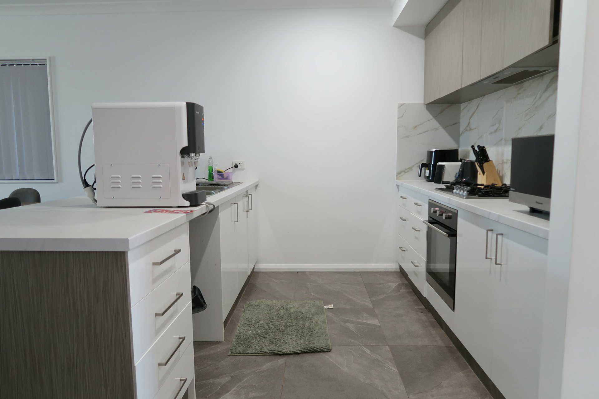 15 Minderoo Avenue — photo 3 of 18