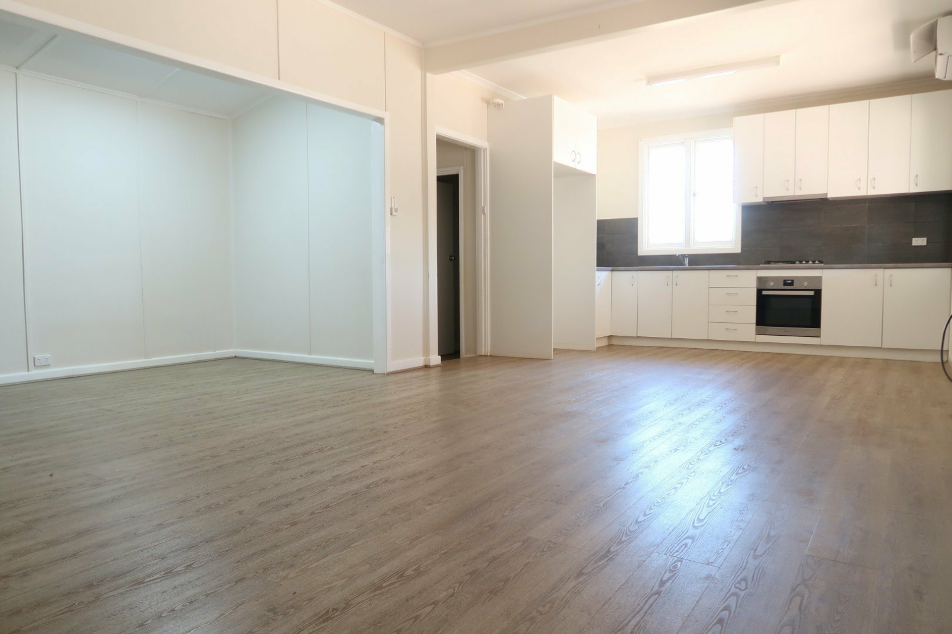 7 Traine Crescent — photo 4 of 11