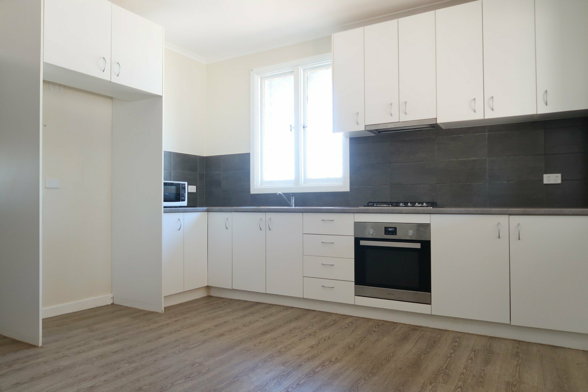 7 Traine Crescent — photo 5 of 11