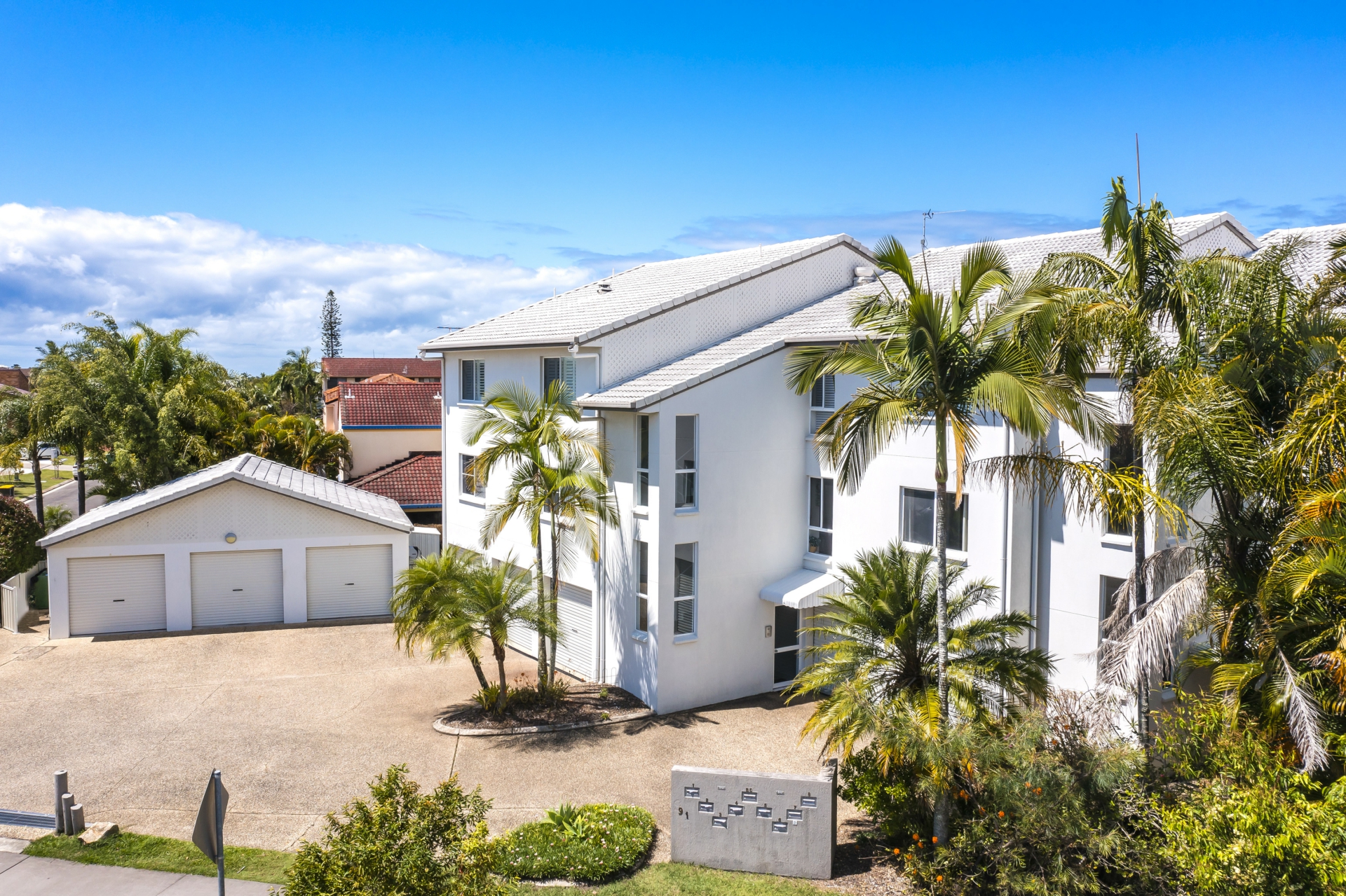 4/91 Goonawarra Drive, Mooloolaba