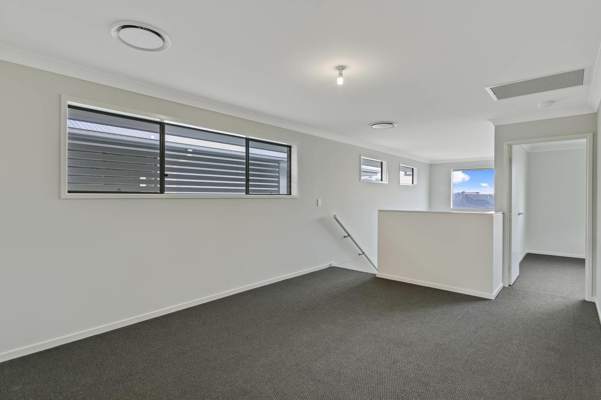 9 Sunny Street, PALMVIEW