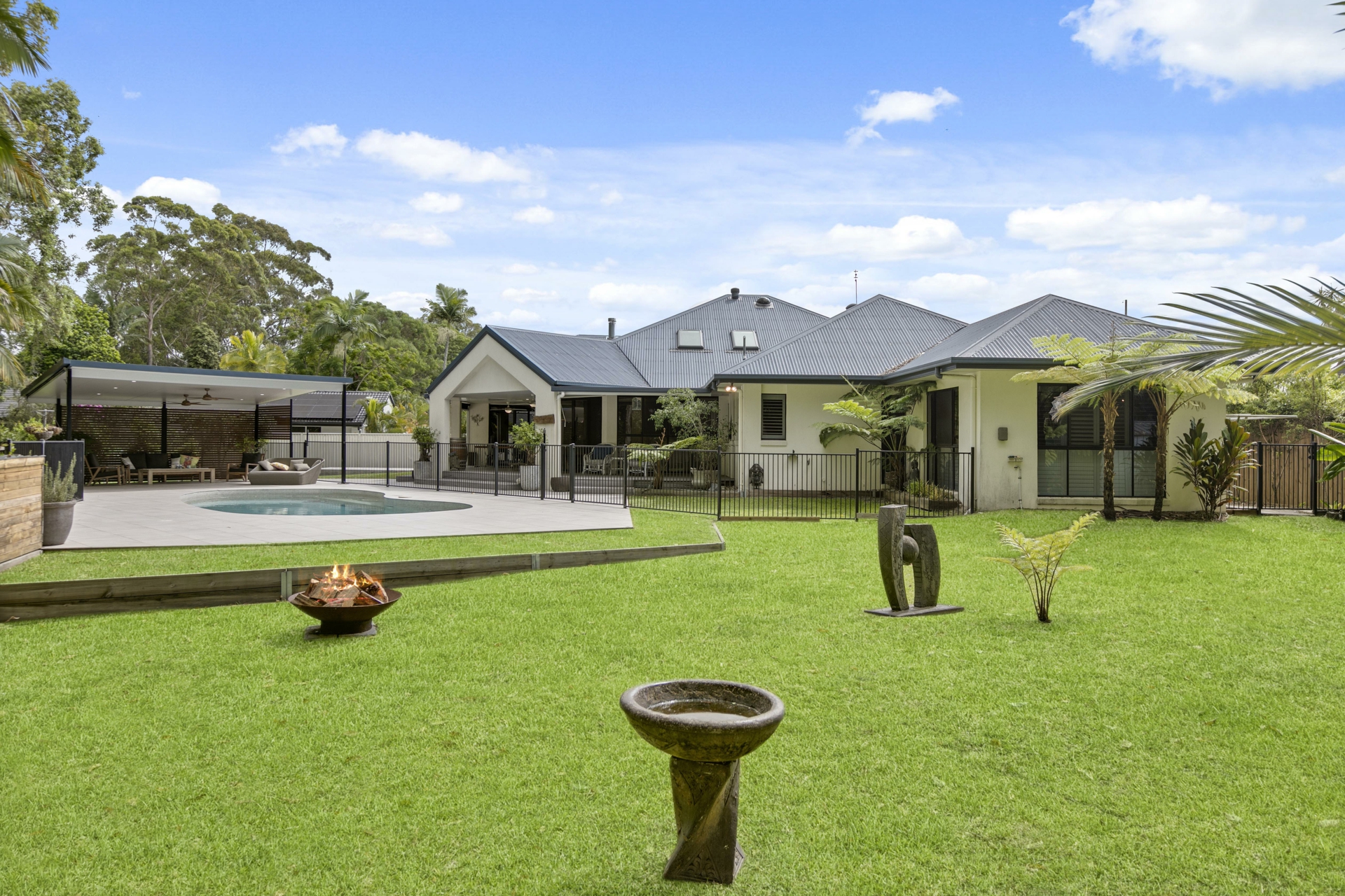 5 Gymea Court, MOUNTAIN CREEK