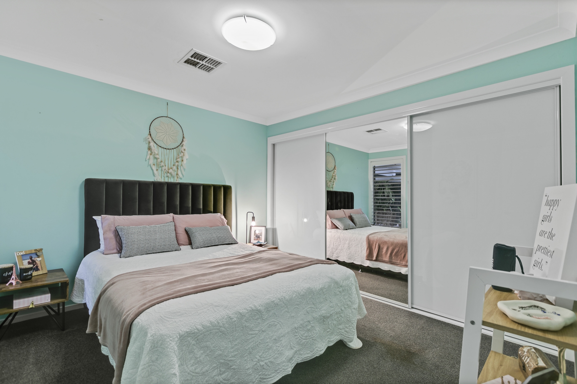 10 Gymea Court, MOUNTAIN CREEK