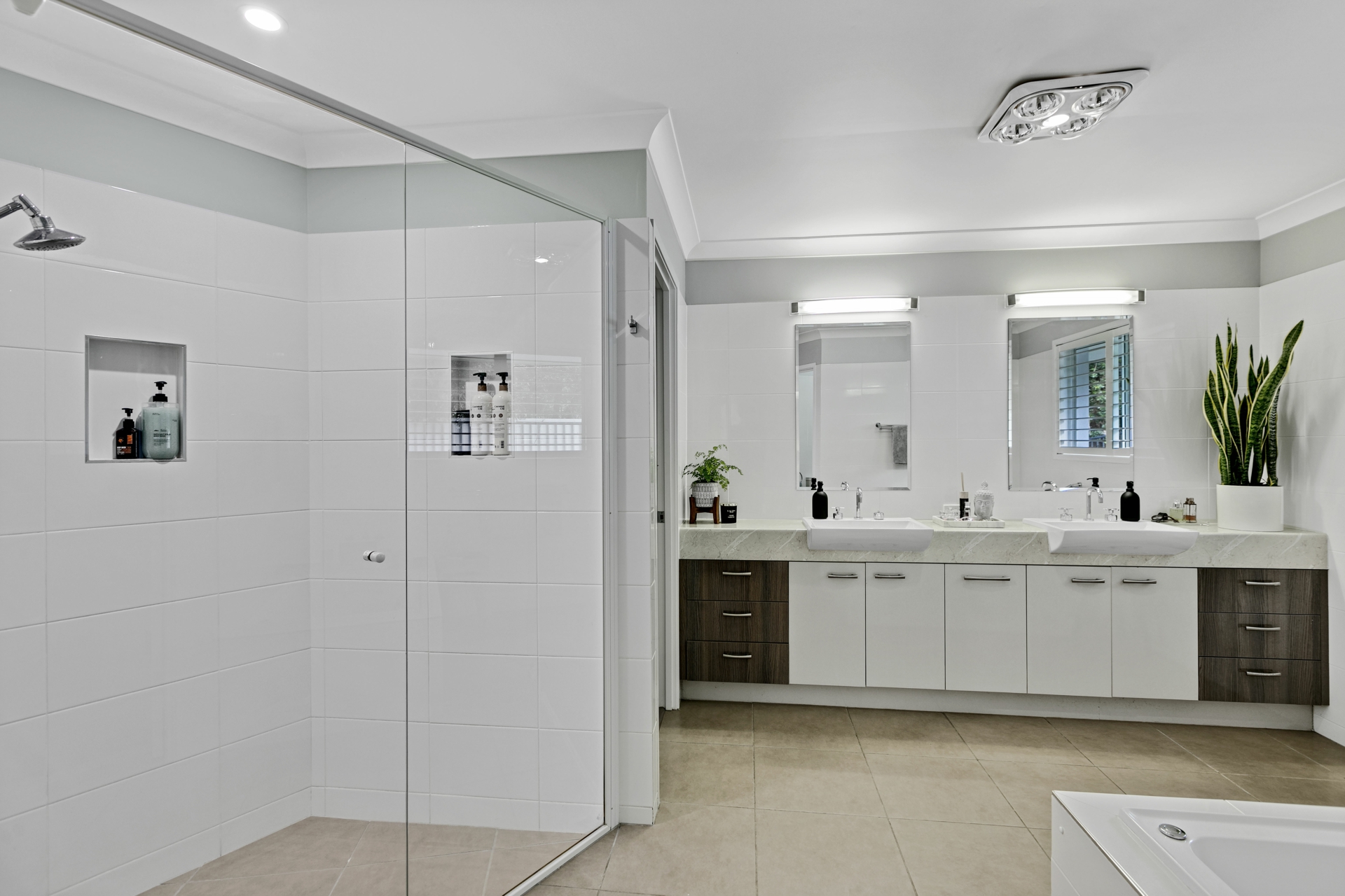 10 Gymea Court, MOUNTAIN CREEK