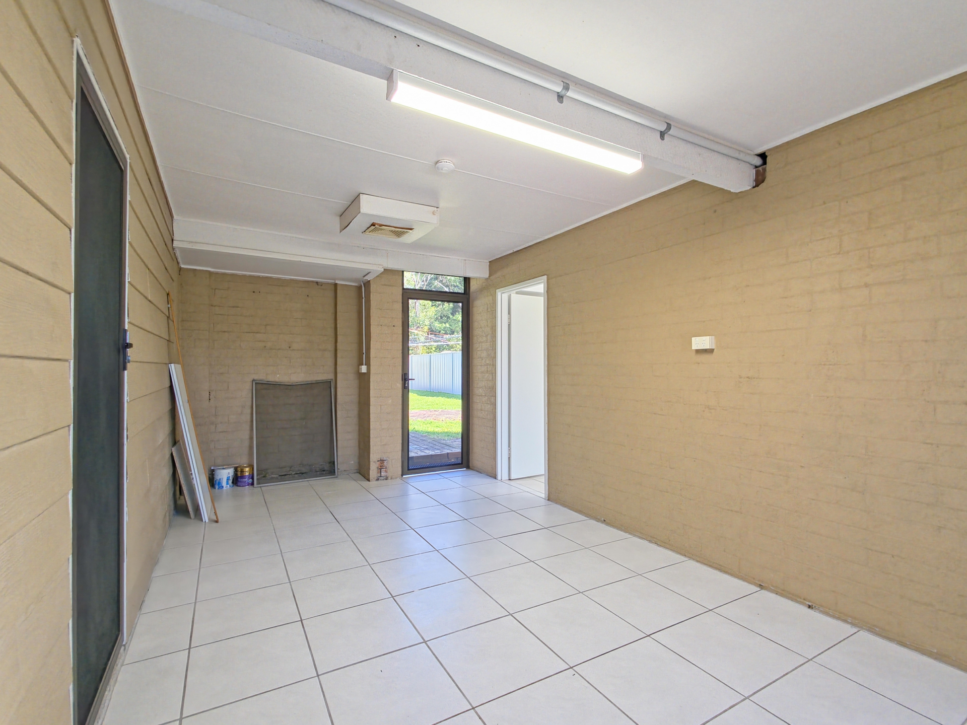 21 Amarina Avenue, MOOLOOLABA