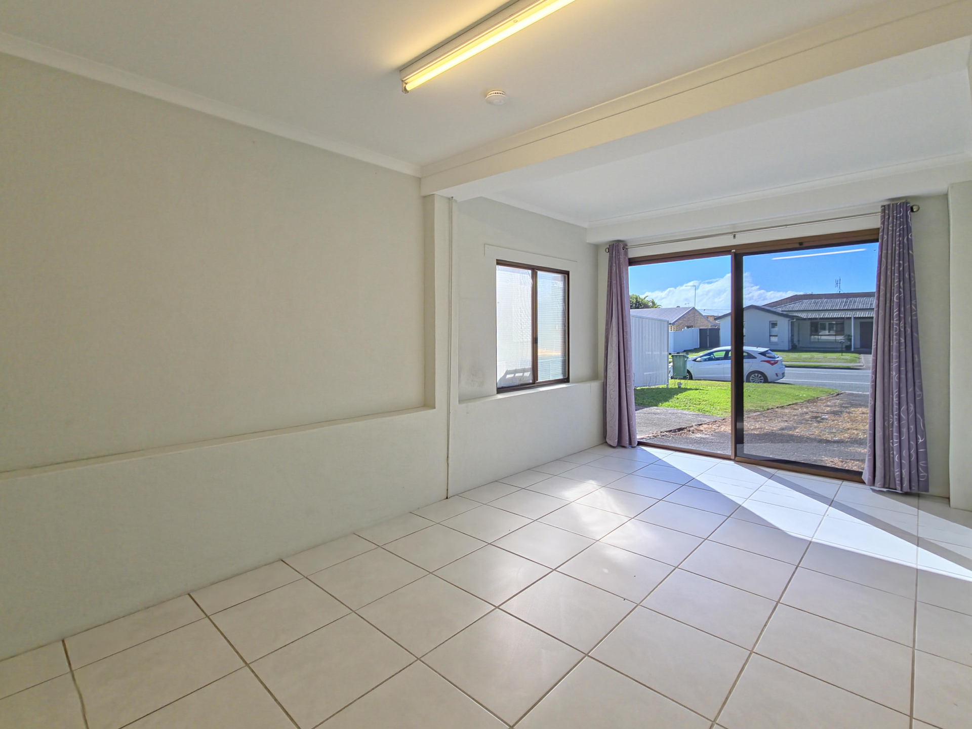 21 Amarina Avenue, MOOLOOLABA