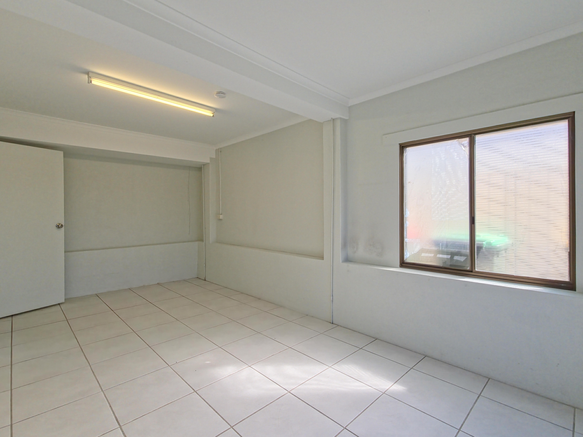 21 Amarina Avenue, MOOLOOLABA