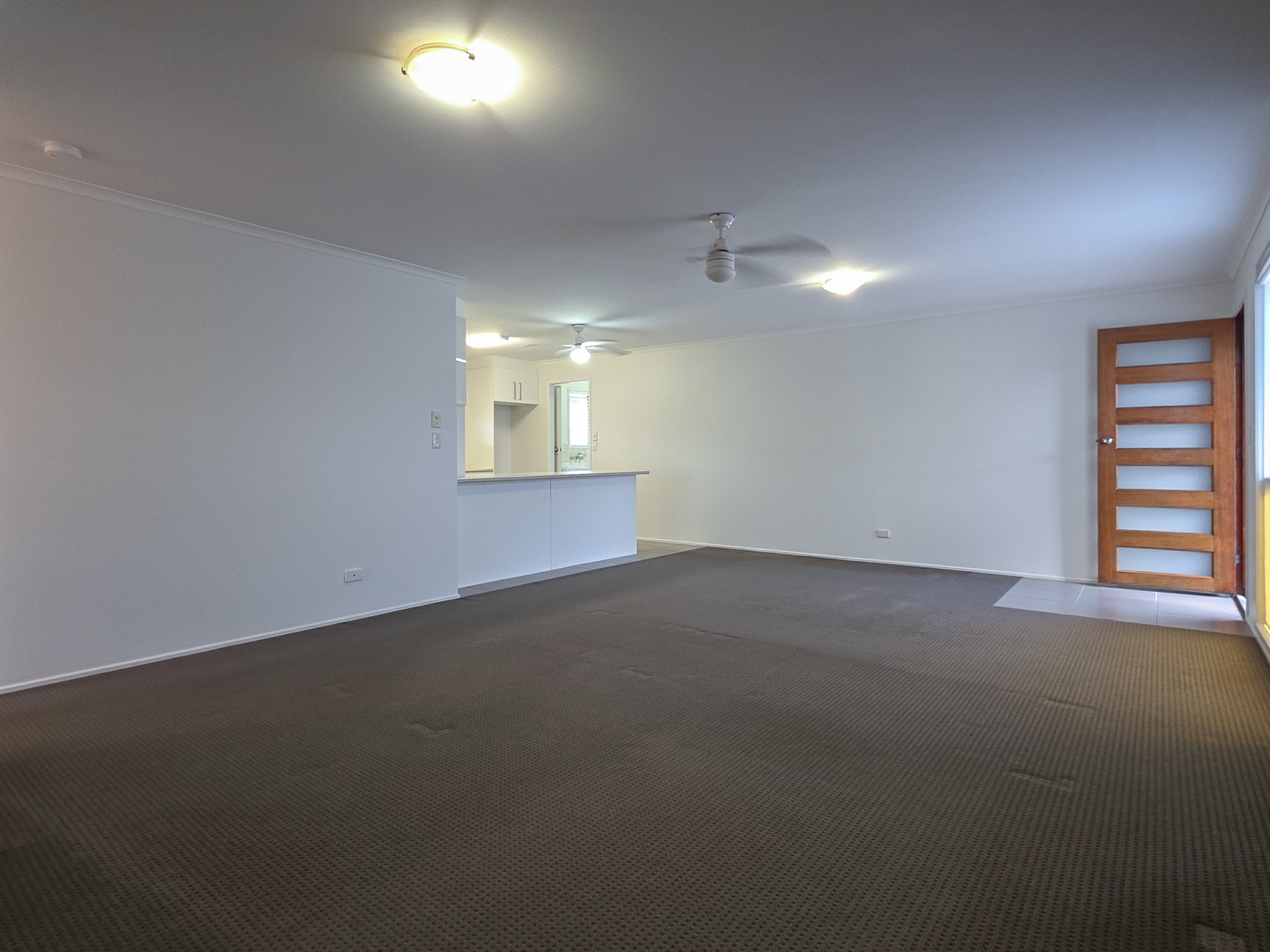 1/15 Werona Street — photo 4 of 17