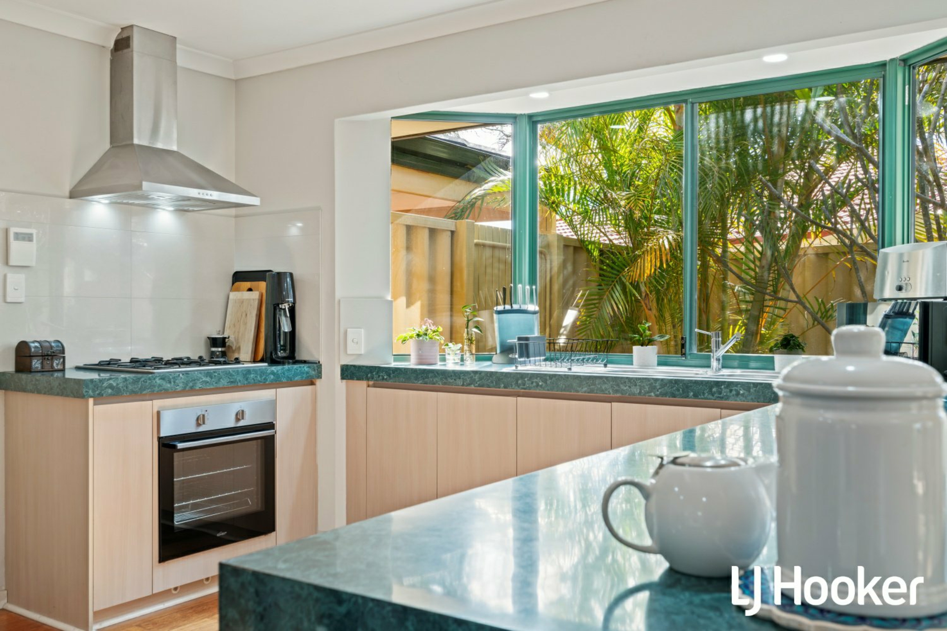 4 Lowis Way, CANNING VALE